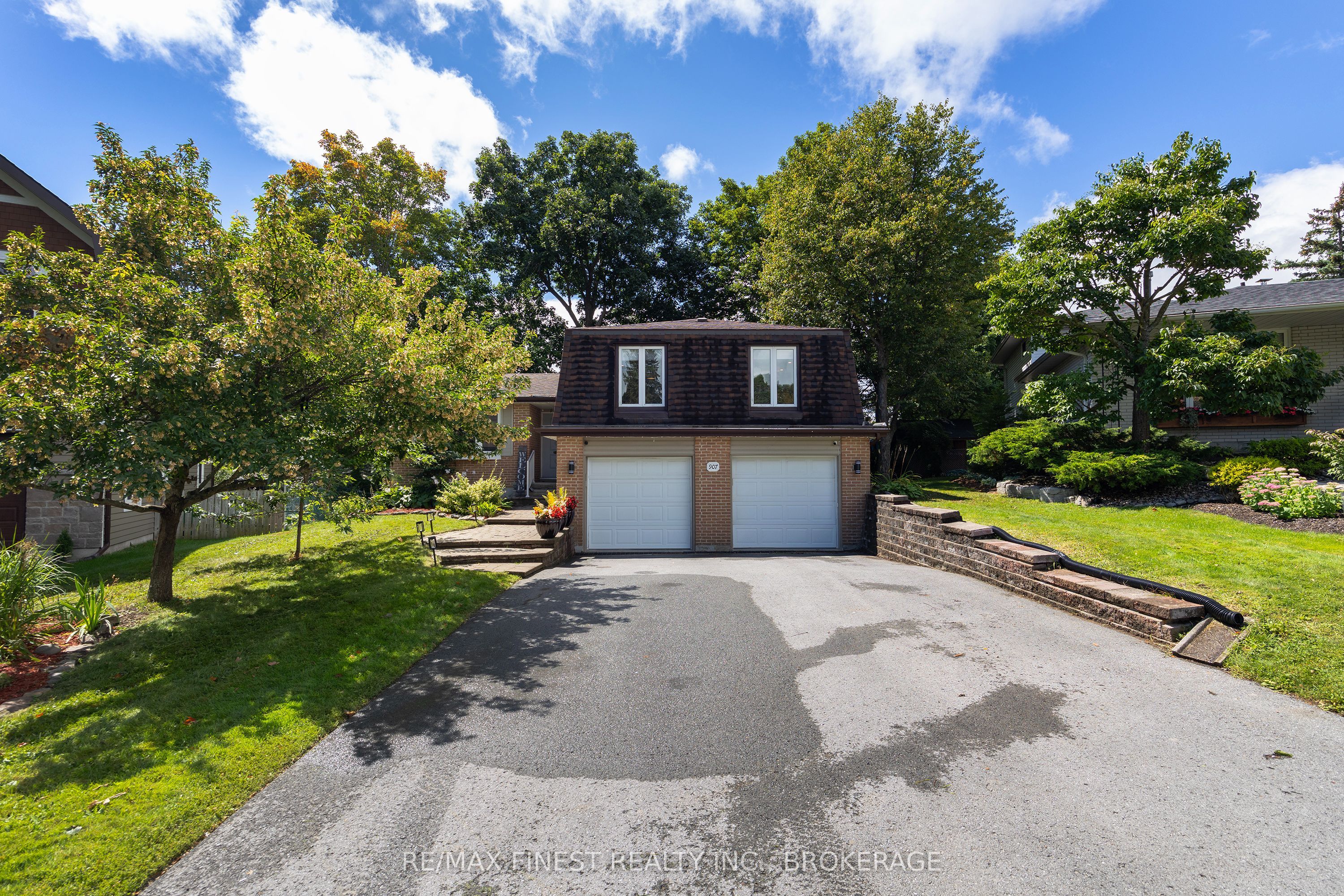 907 Pembridge Crescent, Kingston, ON K7M 6C6 photo 2