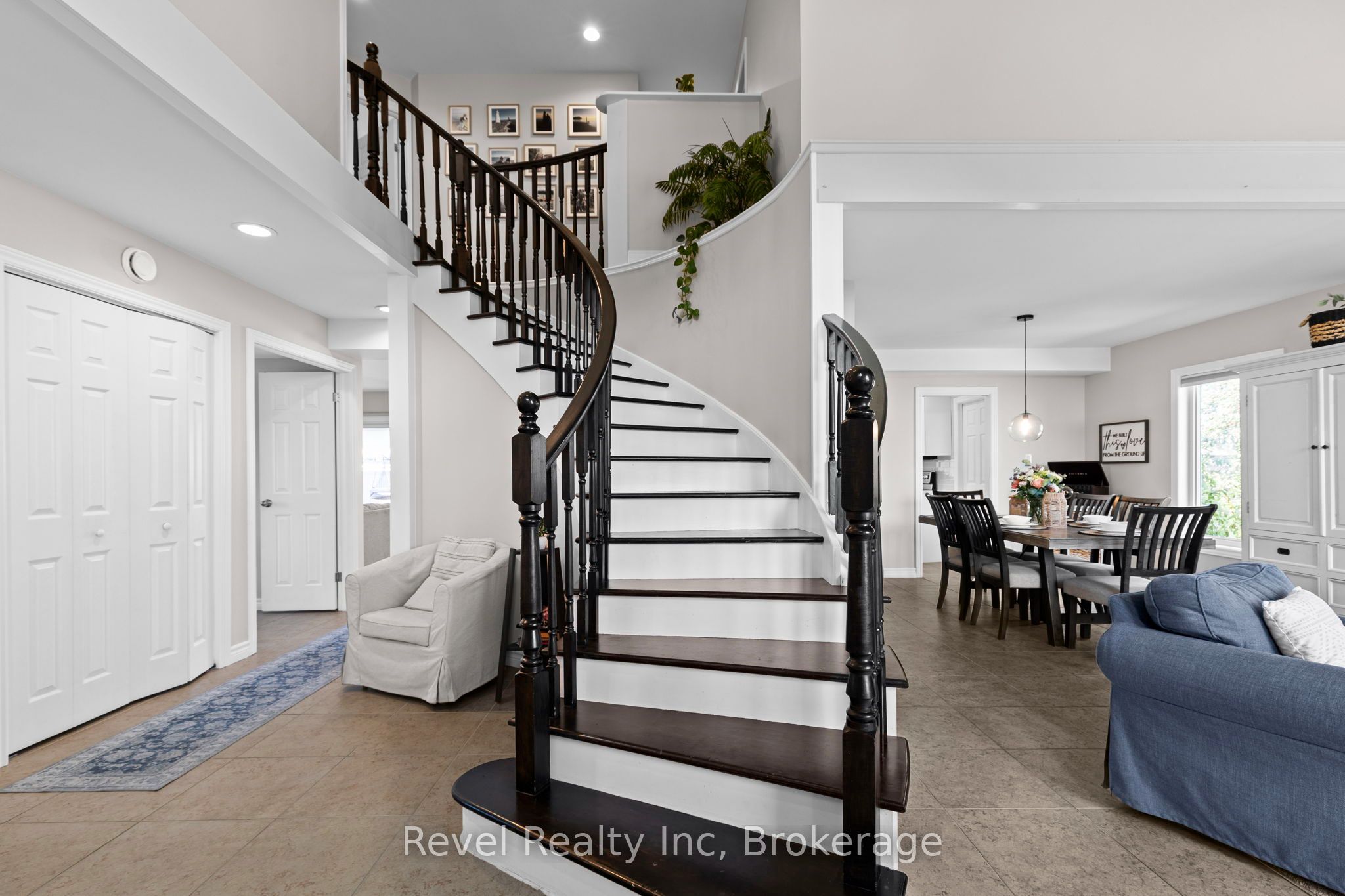 5 Avery Court, Parry Sound, ON P2A 3C4 photo 4