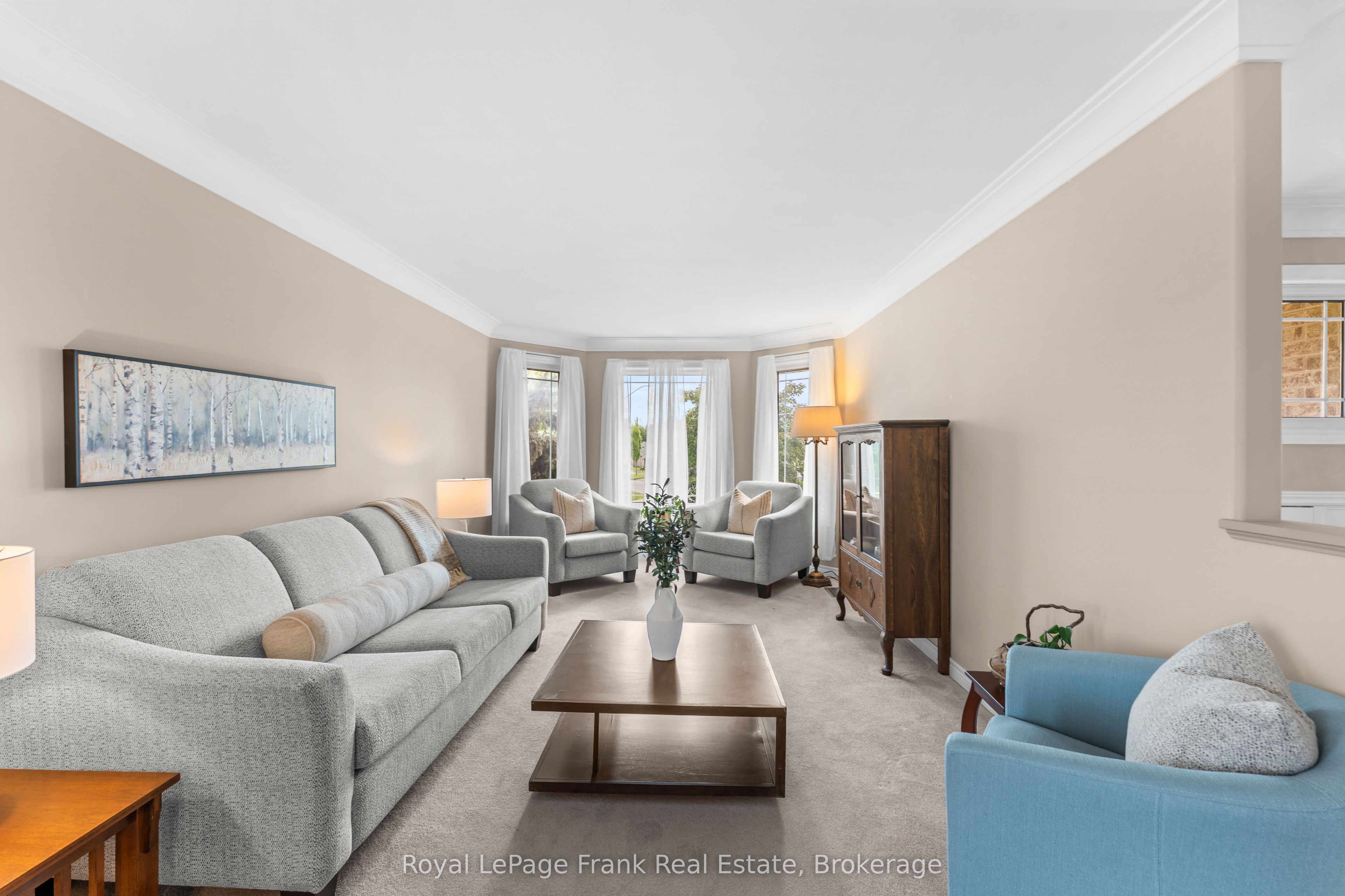 18 Matthews Court, Peterborough, ON K9K 2S8 photo 5