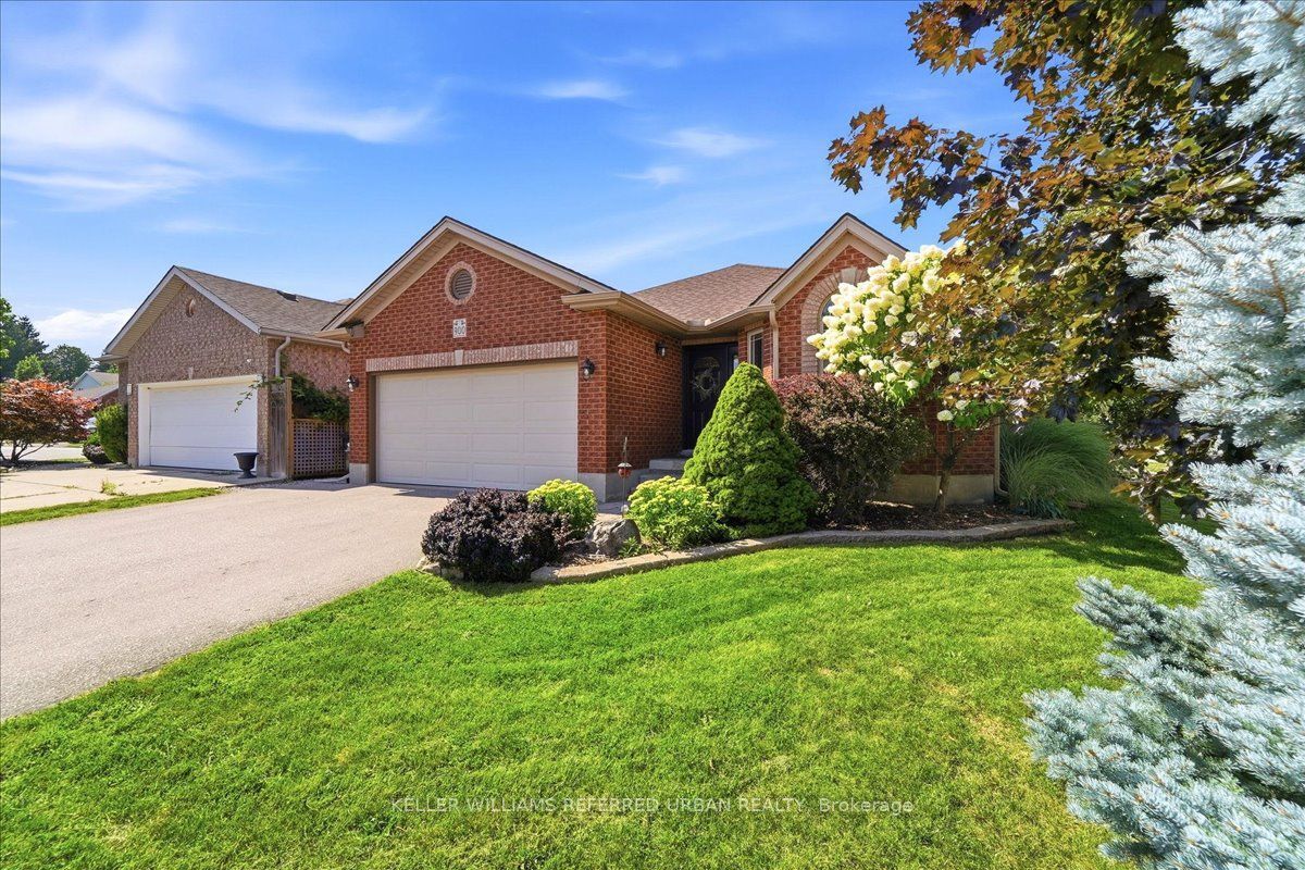 900 Keewatin Place, Kitchener, ON N2B 3W4 photo 3