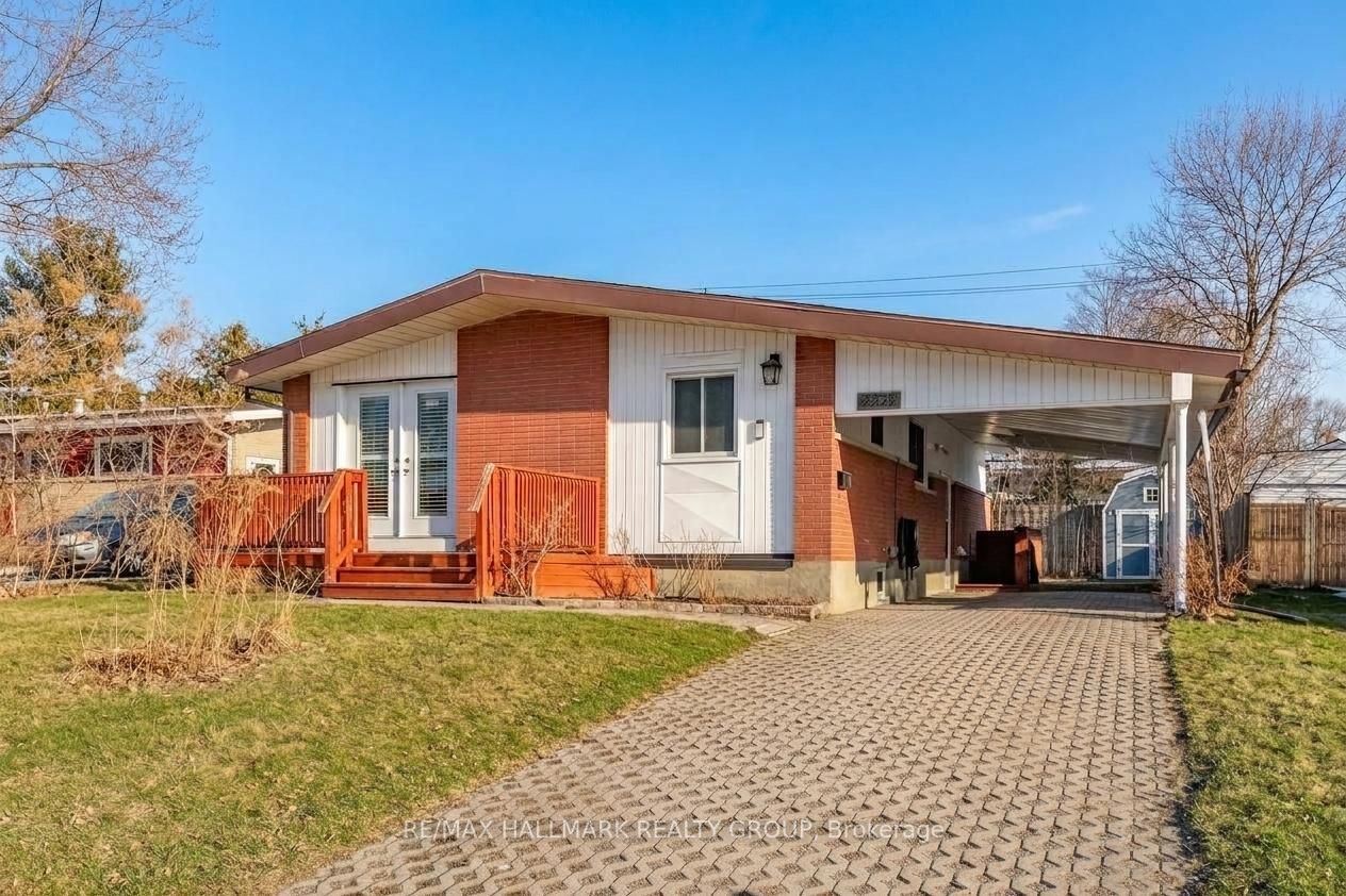 2223 Halifax Drive, Elmvale Acres and Area, ON K1G 2W4