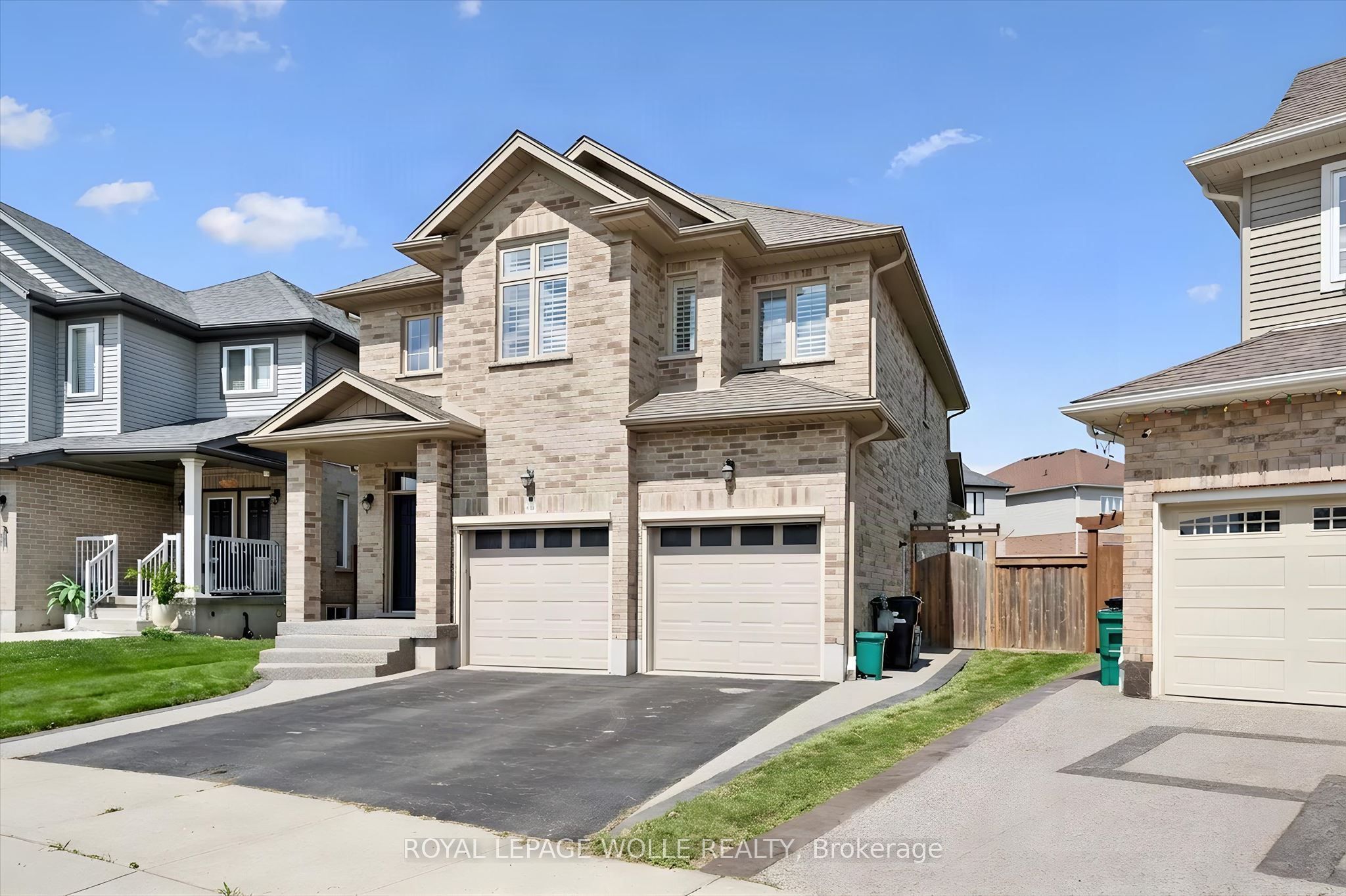 941 Eden Oak Court, Kitchener, ON N2A 0H4 photo 3