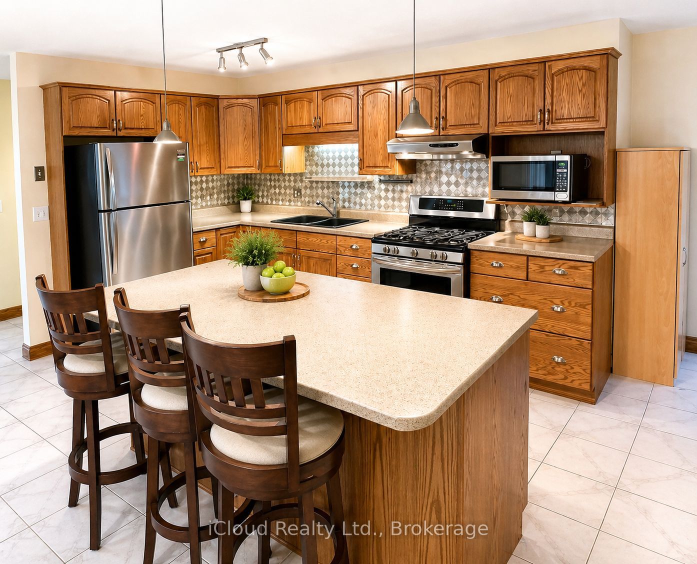 86 Glendale Drive E, Tillsonburg, ON N4G 1J7 photo 5