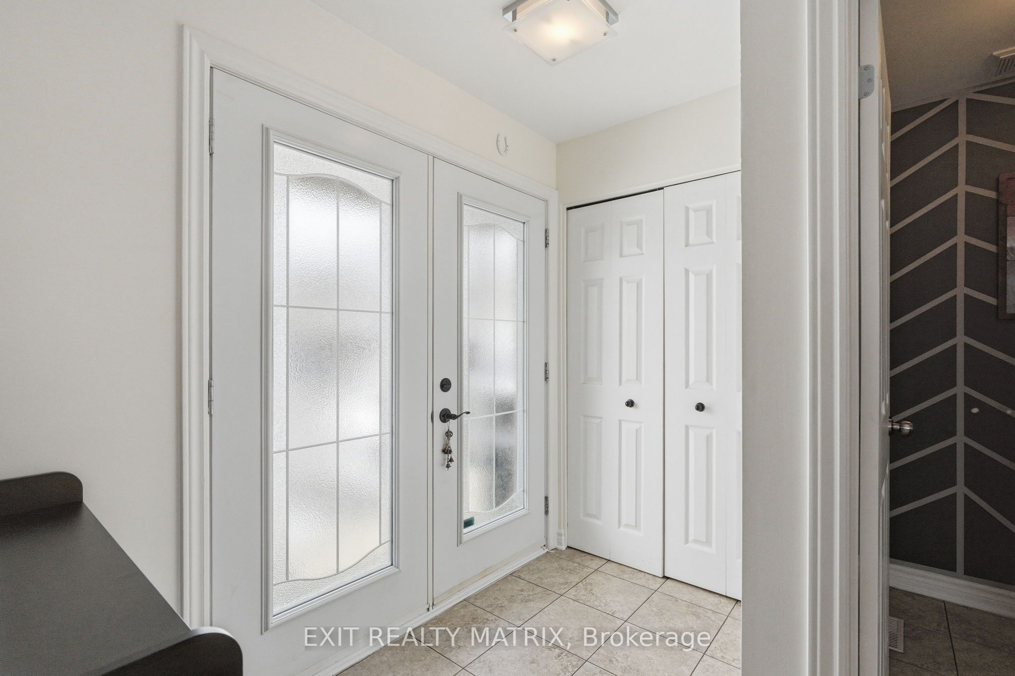 388 Quartz Avenue, Clarence-Rockland, ON K4K 0C7 photo 2