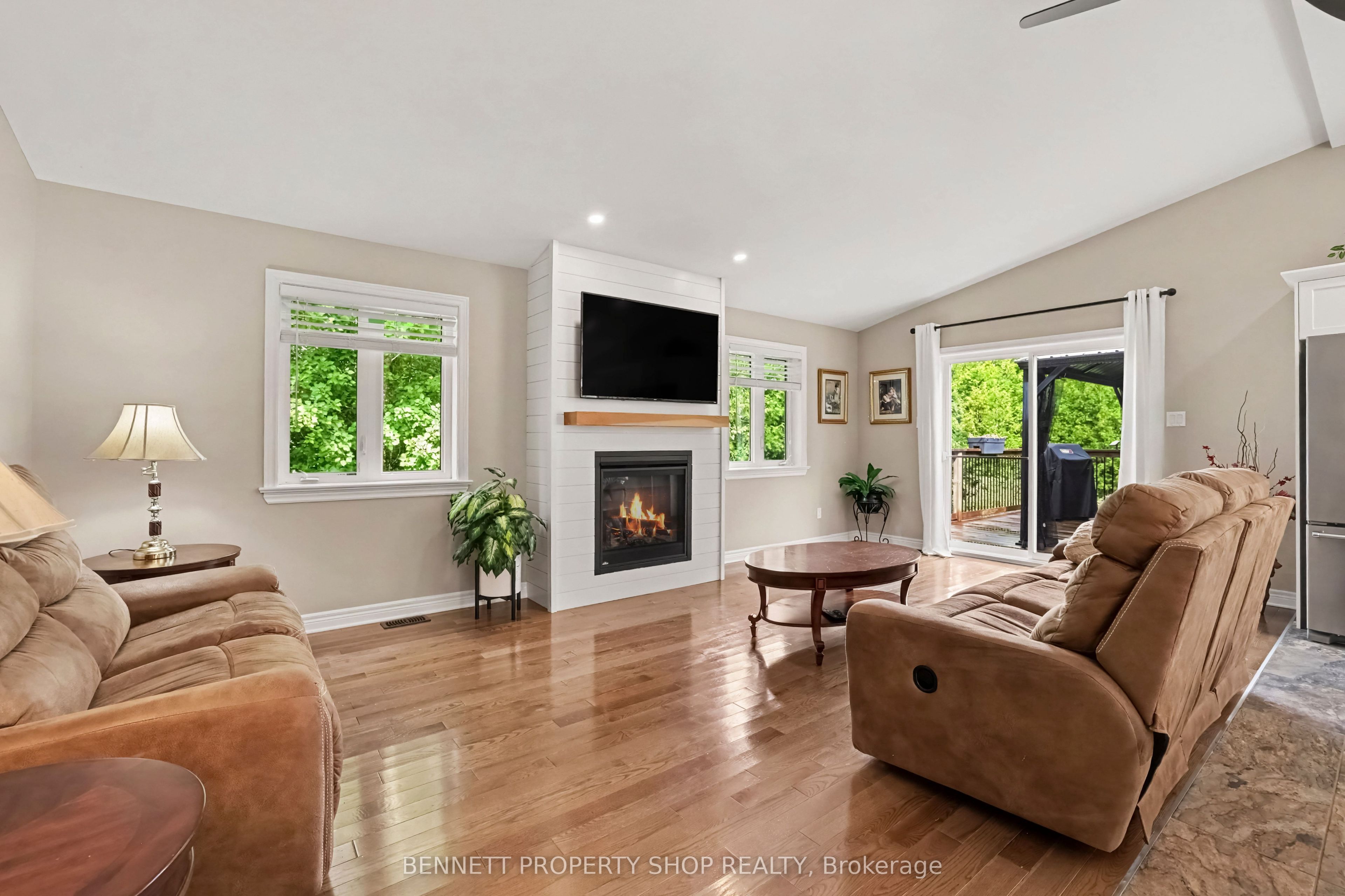 160 Northcote Drive, Beckwith, ON K7C 0C4 photo 4
