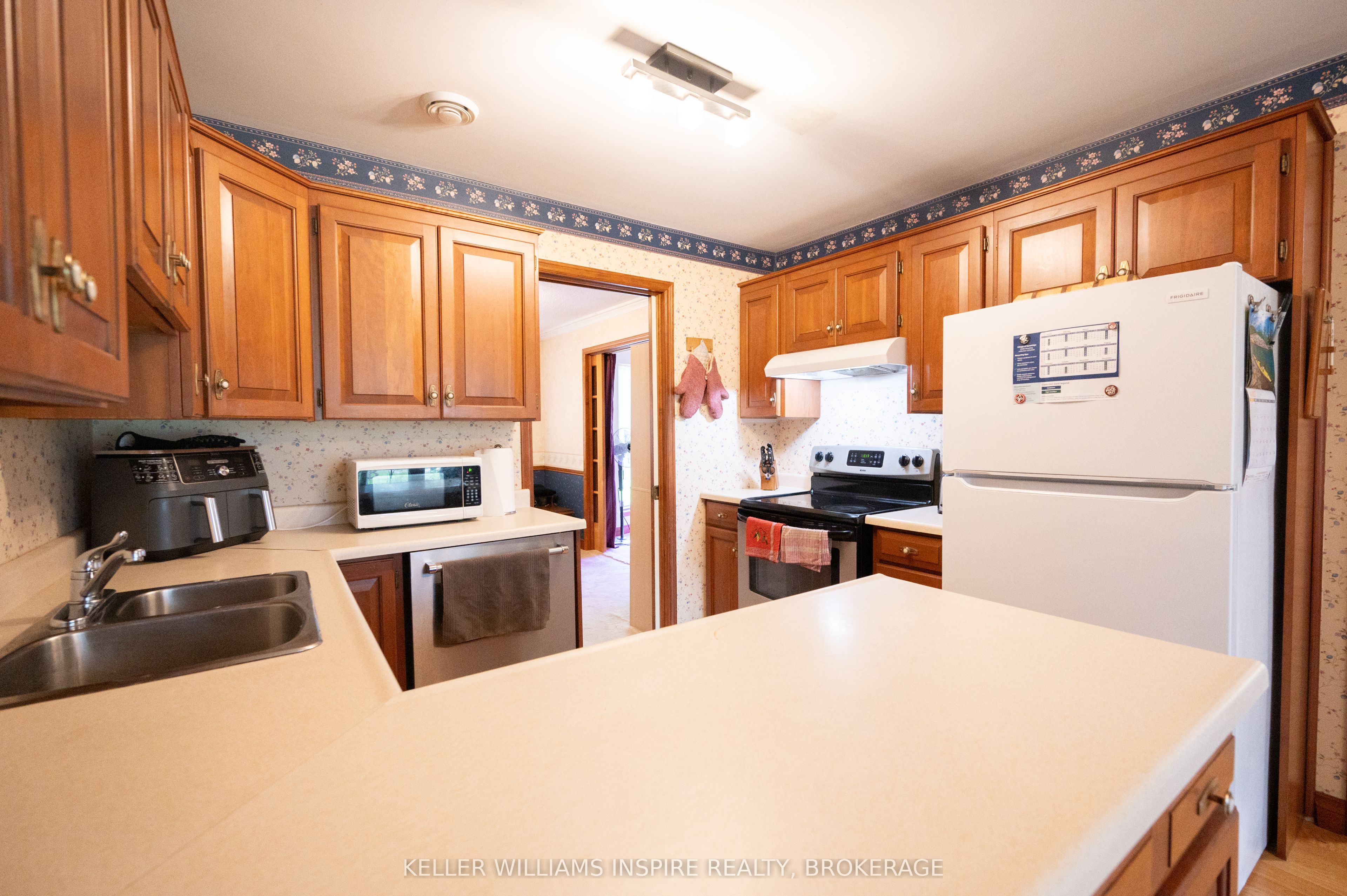 12 Robert Street, Sundridge, ON P0A 1Z0 photo 3