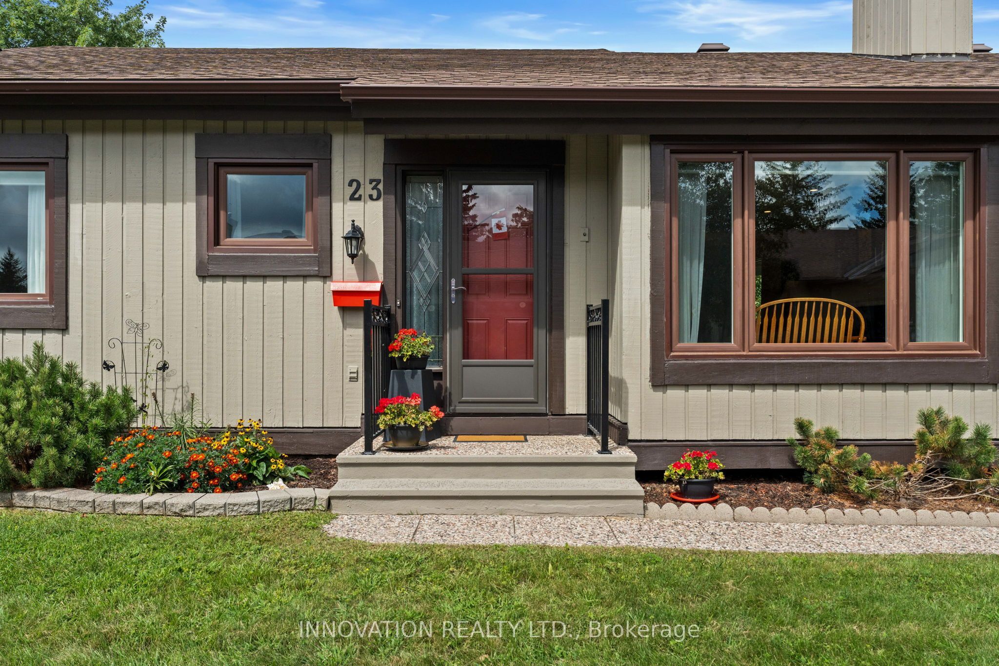 23 Glen Abbey Crescent, Stittsville - Munster - Richmond, ON K2S 1R6 photo 3