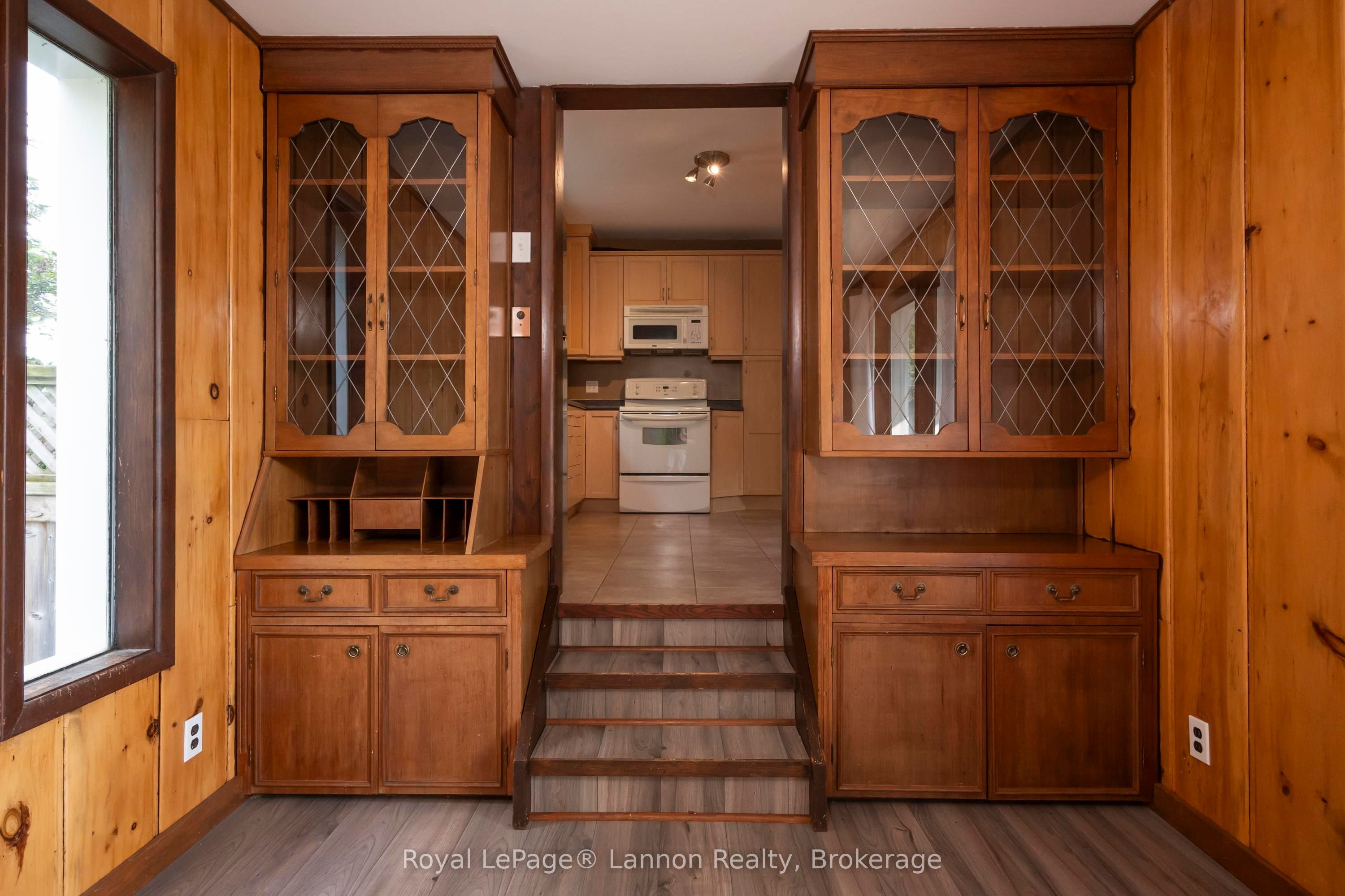 2219 Arthur Street E, Thunder Bay, ON P7E 5P3 photo 3