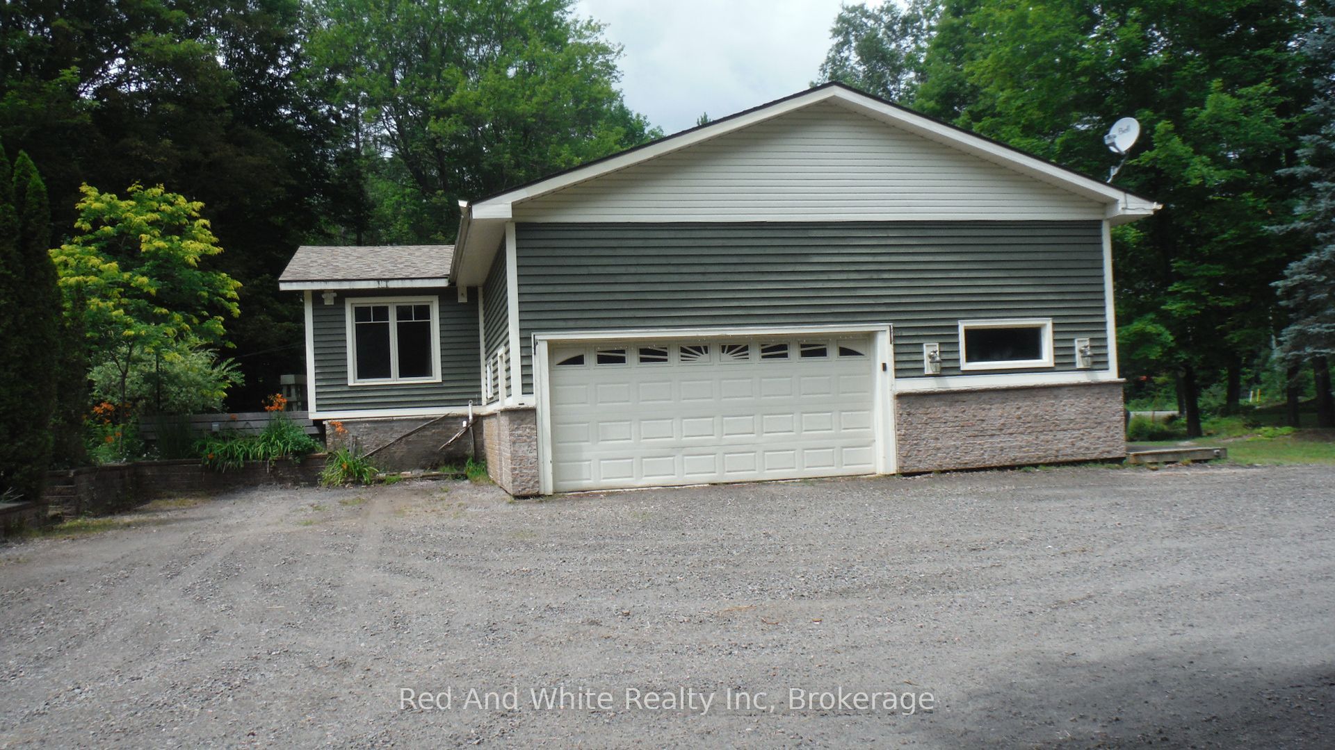 708 141 HWY Highway, Seguin, ON P0A 1J0 photo 3
