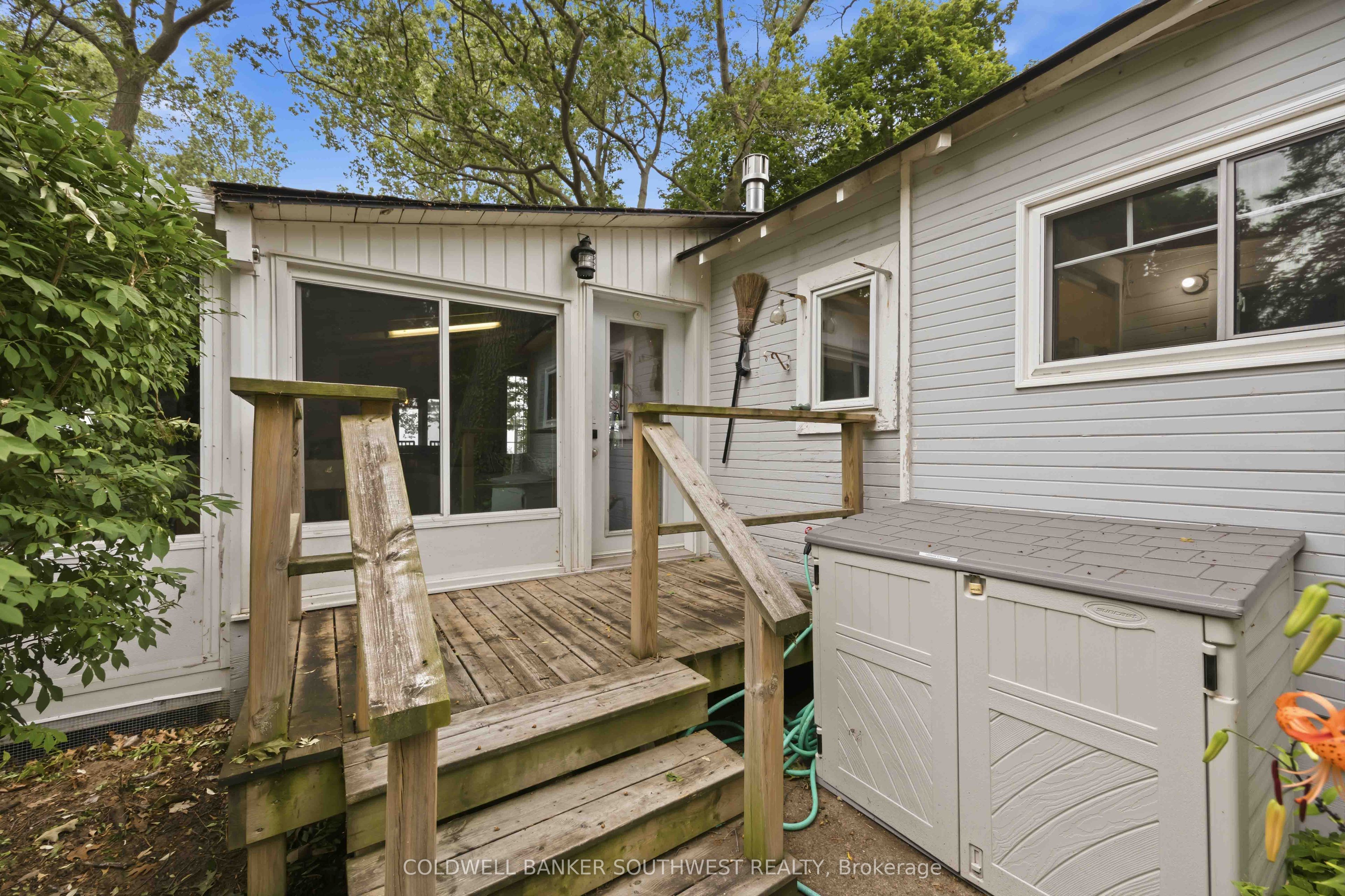 1996 Lakeshore Road, Sarnia, ON N7X 1E9 photo 4