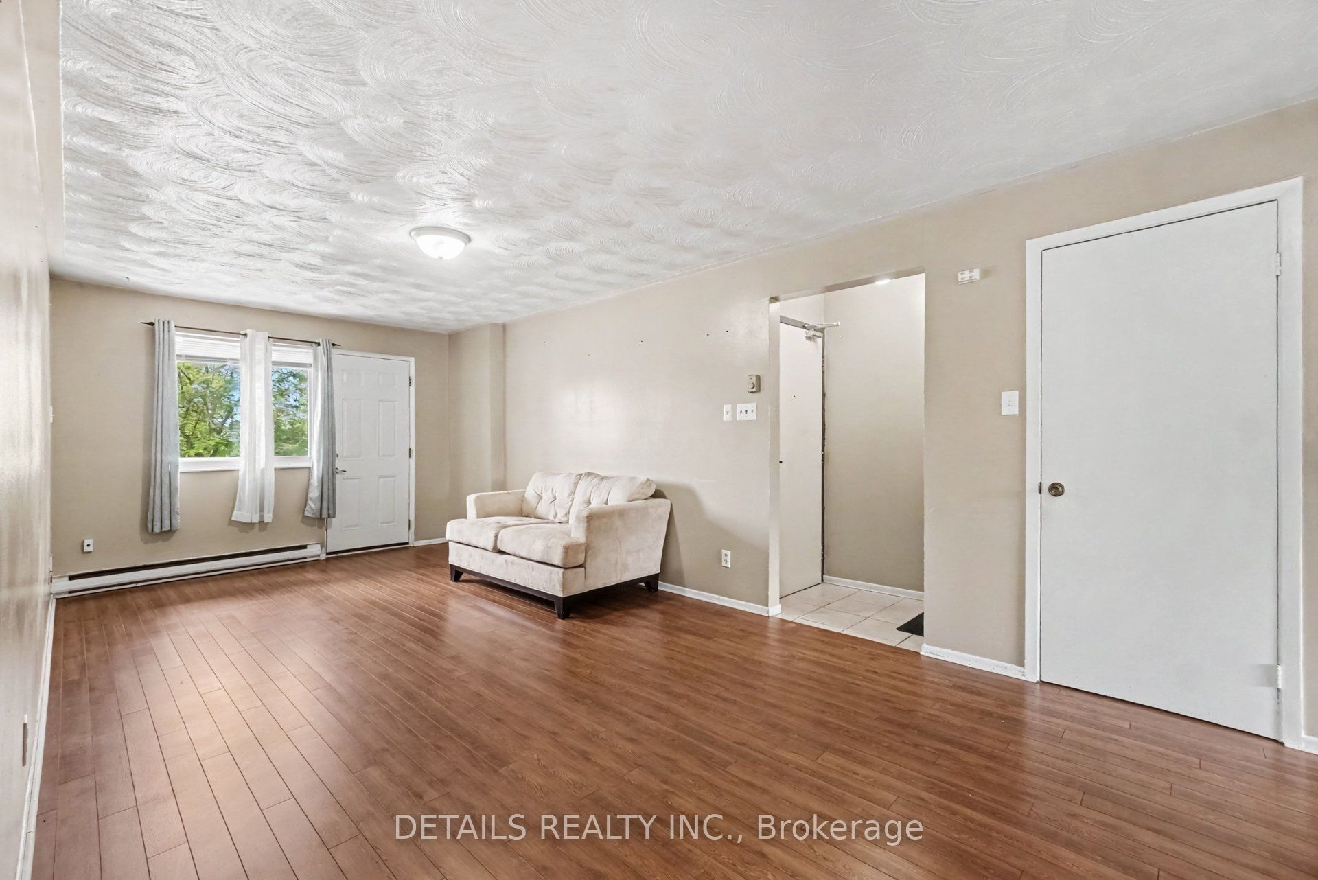 1015 Cartier Boulevard 4, Hawkesbury, ON K6A 2Y4 photo 3