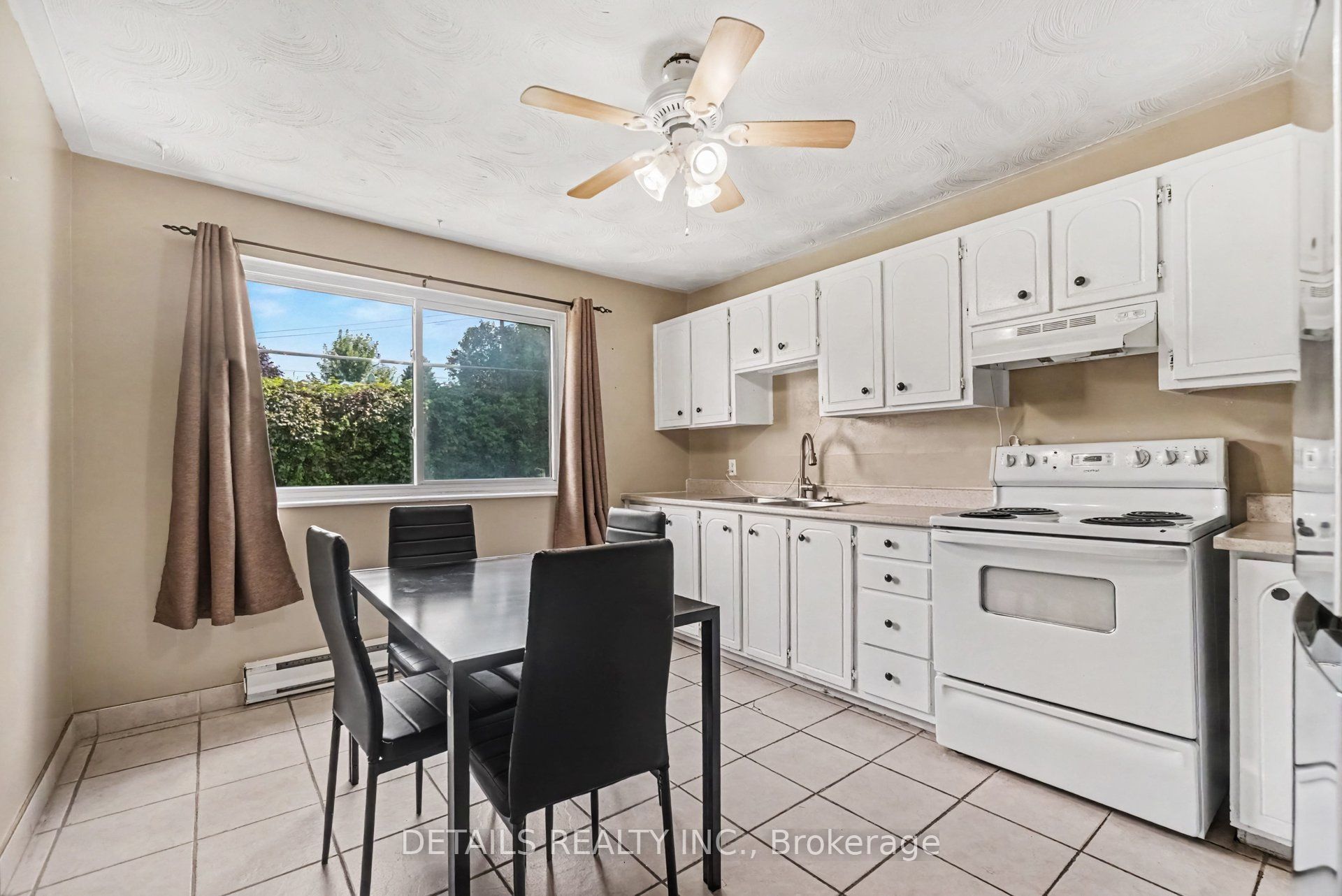 1015 Cartier Boulevard 4, Hawkesbury, ON K6A 2Y4 photo 5