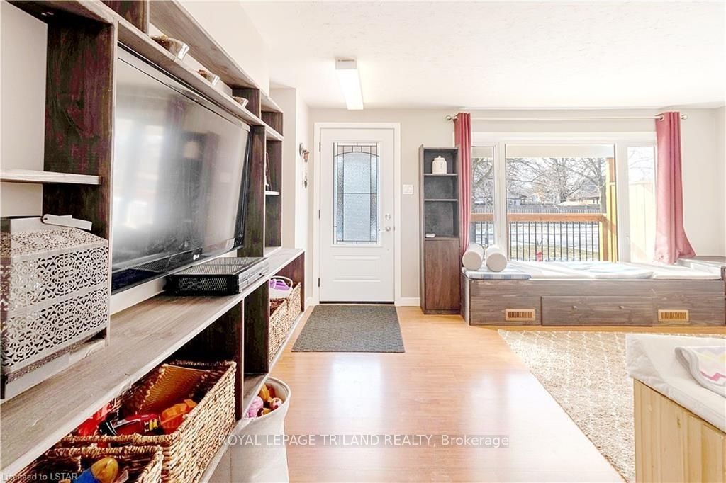 1441 PERTH Avenue, London East, ON N5V 2M4 photo 3
