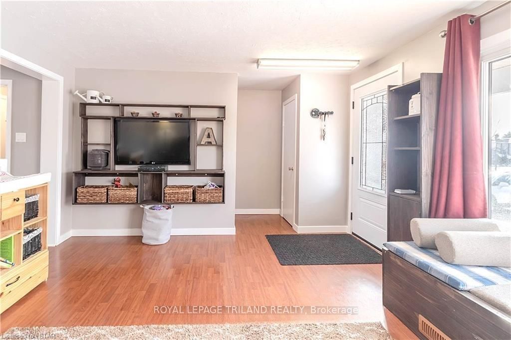 1441 PERTH Avenue, London East, ON N5V 2M4 photo 4