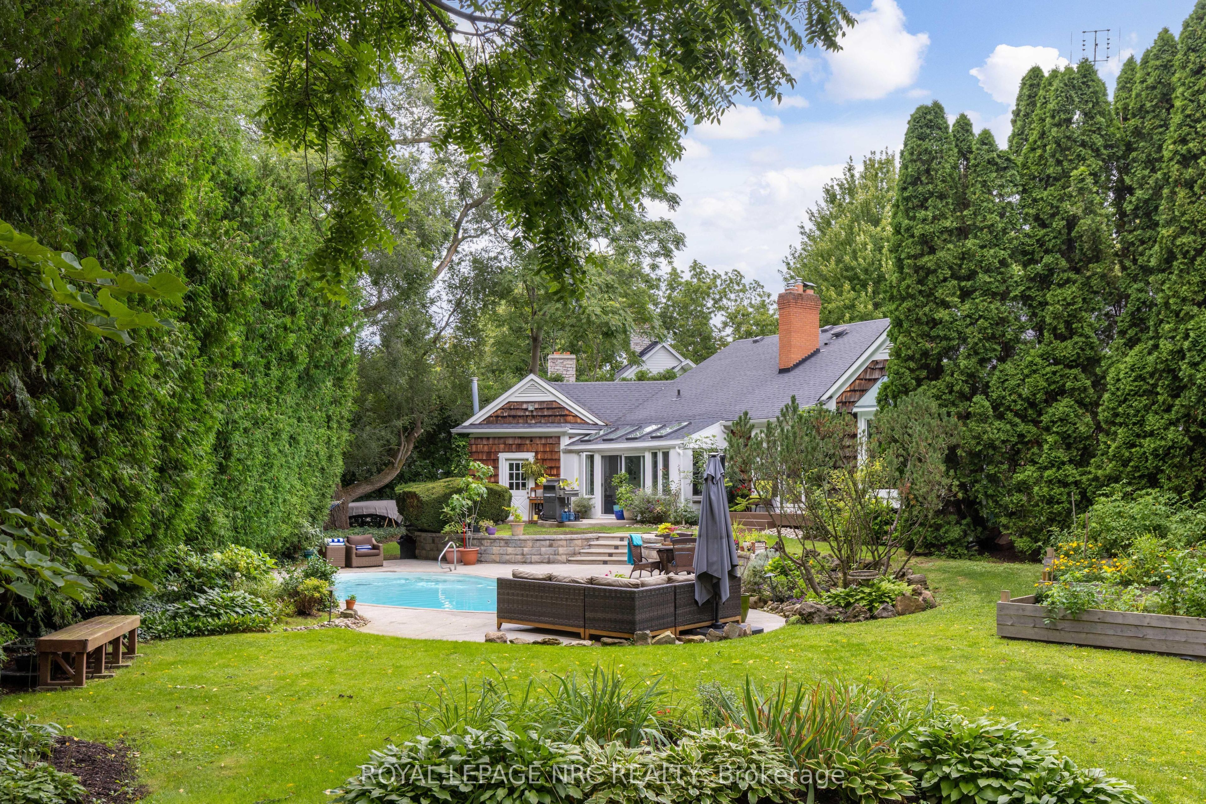 7 Christopher Street, Niagara-on-the-Lake, ON L0S 1J0 photo 3