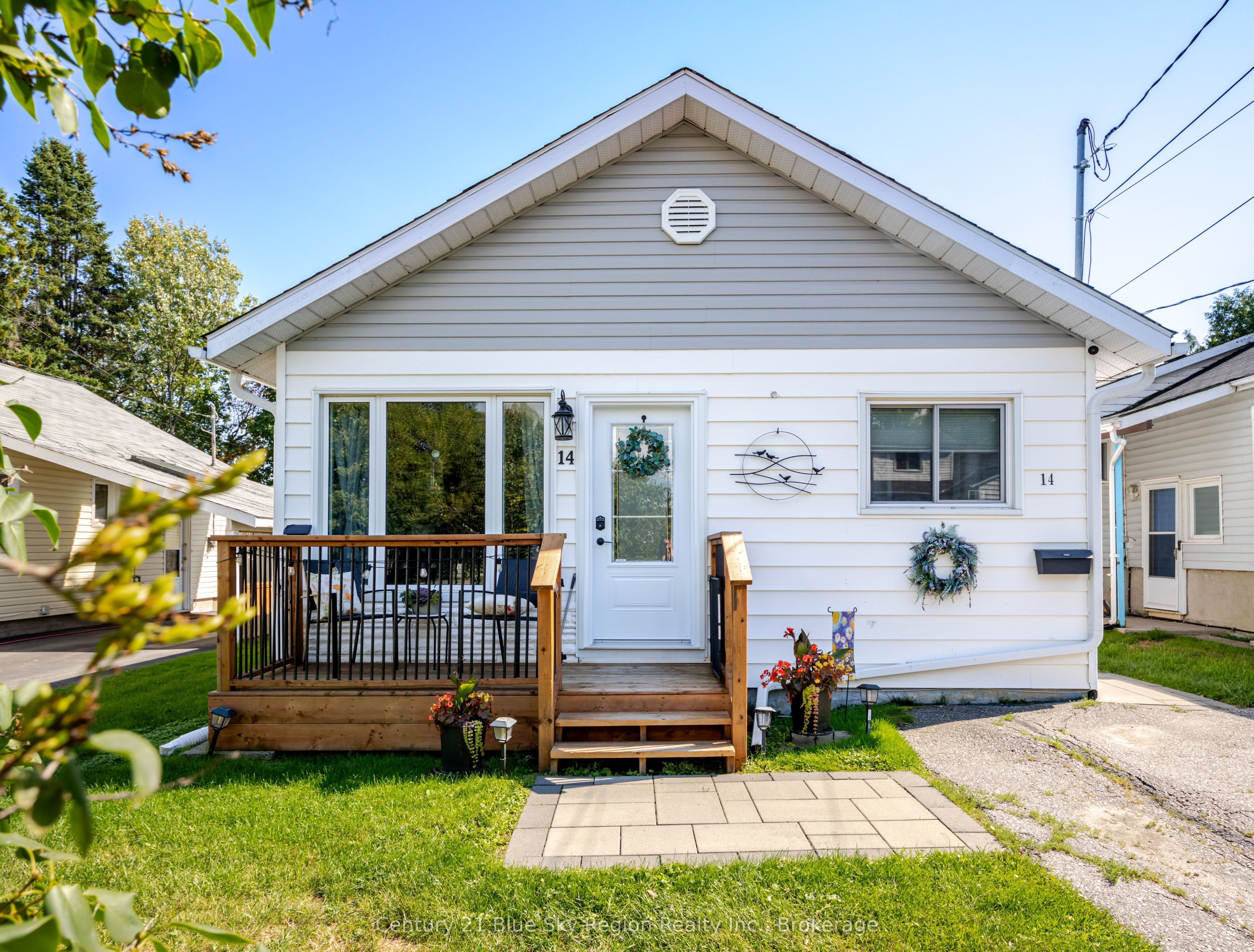 14 MacDonald Avenue W, North Bay, ON P1A 1G4 photo 2
