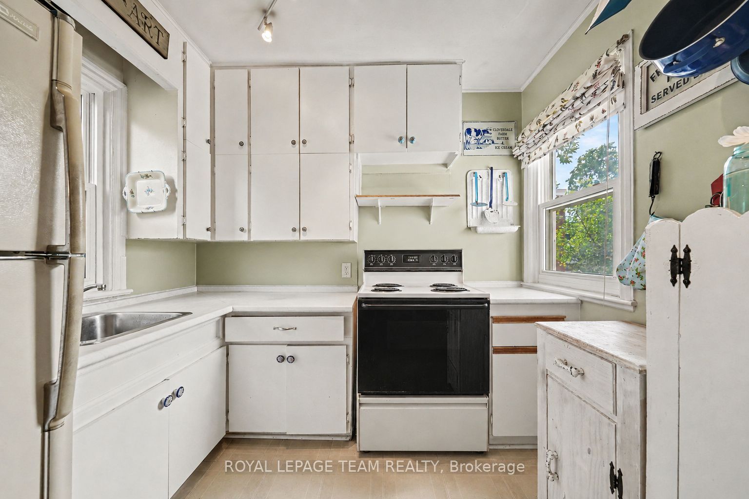 6577 Fourth Line Road, Manotick - Kars - Rideau Twp and Area, ON K0A 2T0 photo 4