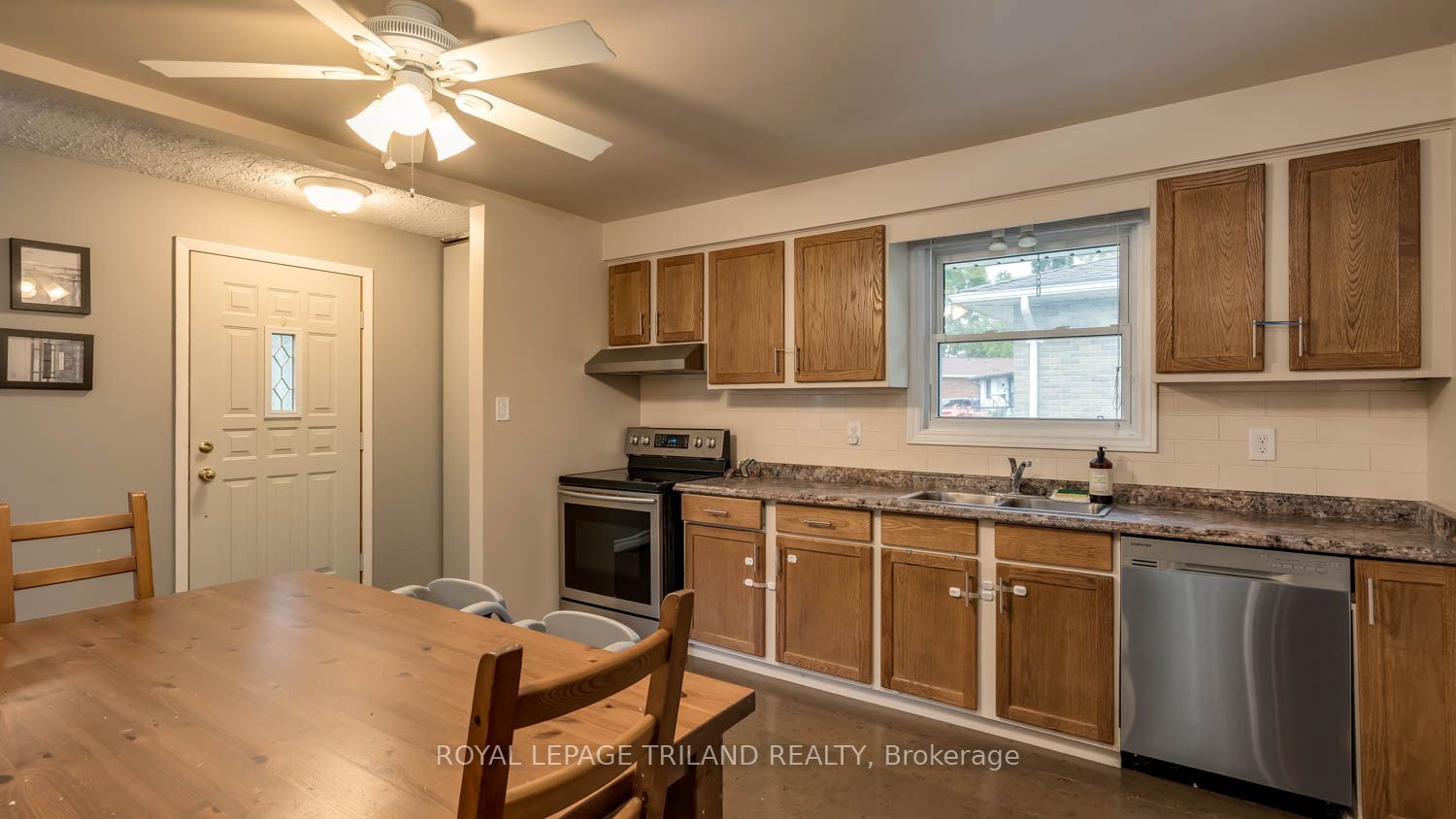 36 Upcott Crescent, London South, ON N6E 1S7 photo 3