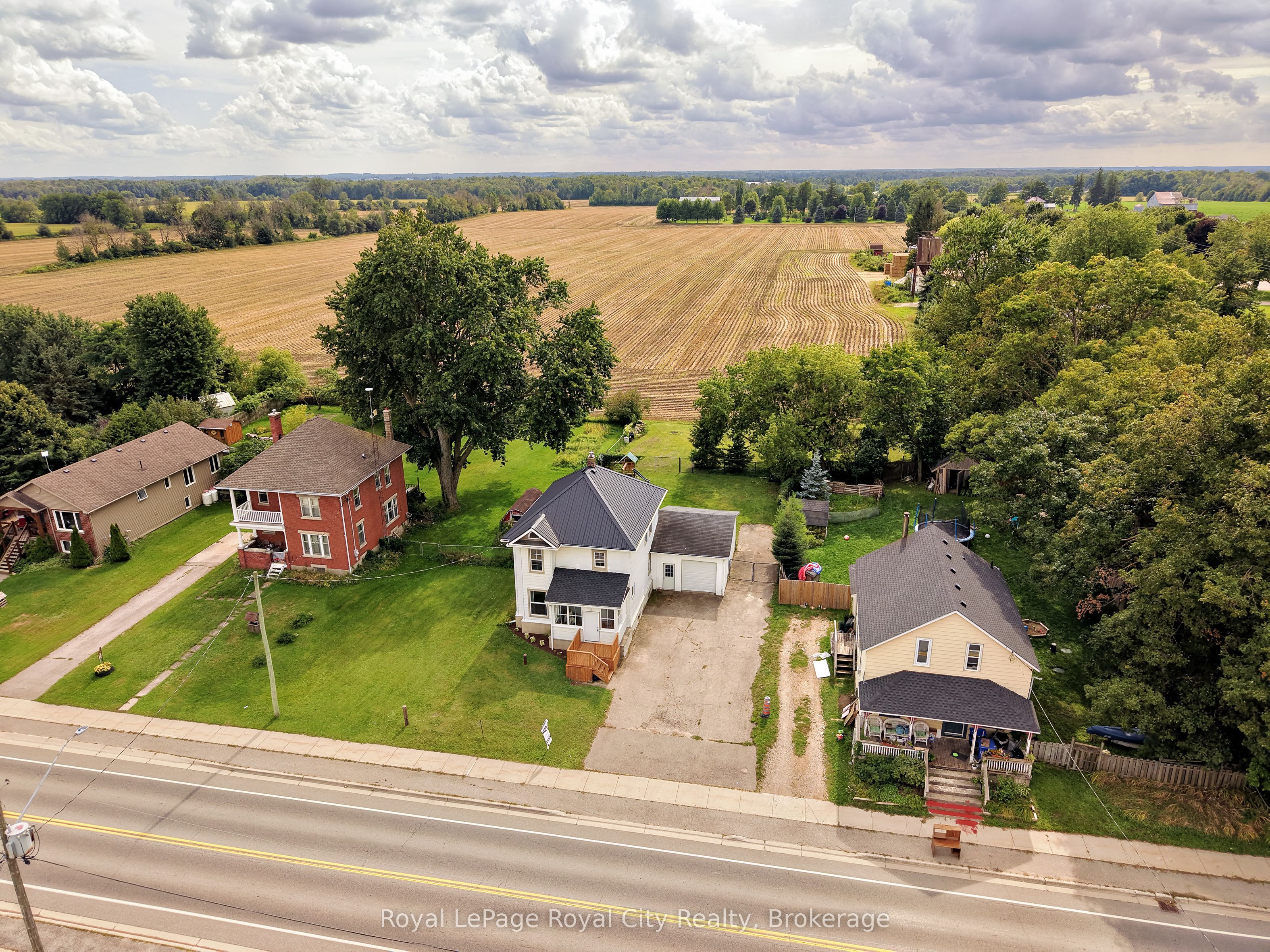 9116 Highway #6, Wellington North, ON N0G 2E0 photo 2