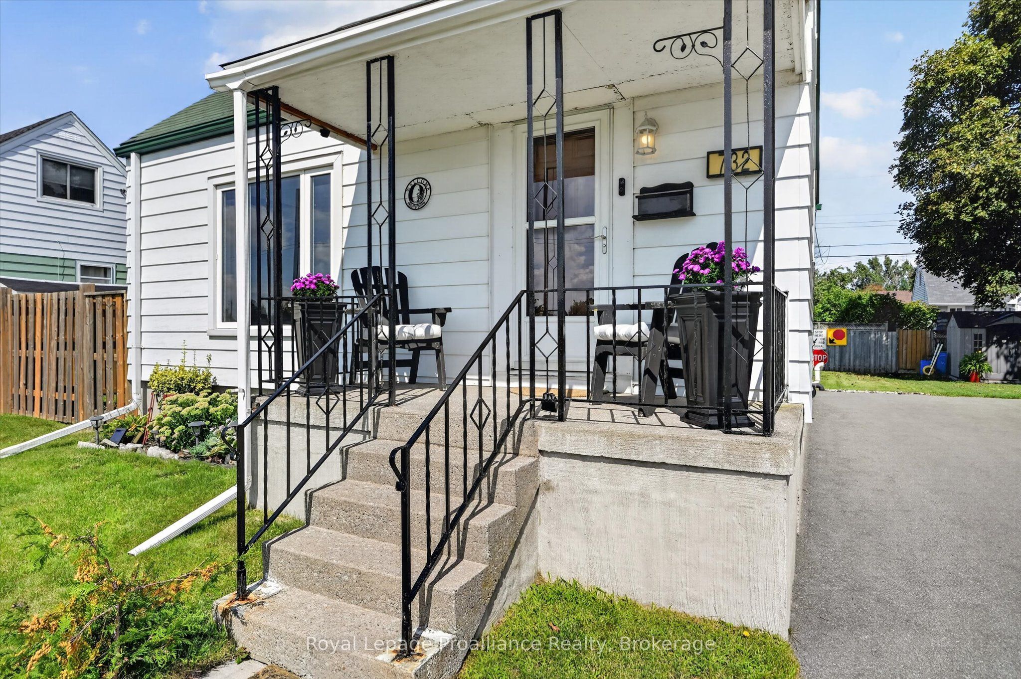 732 Gillespie Avenue, Peterborough, ON K9J 4B7 photo 5