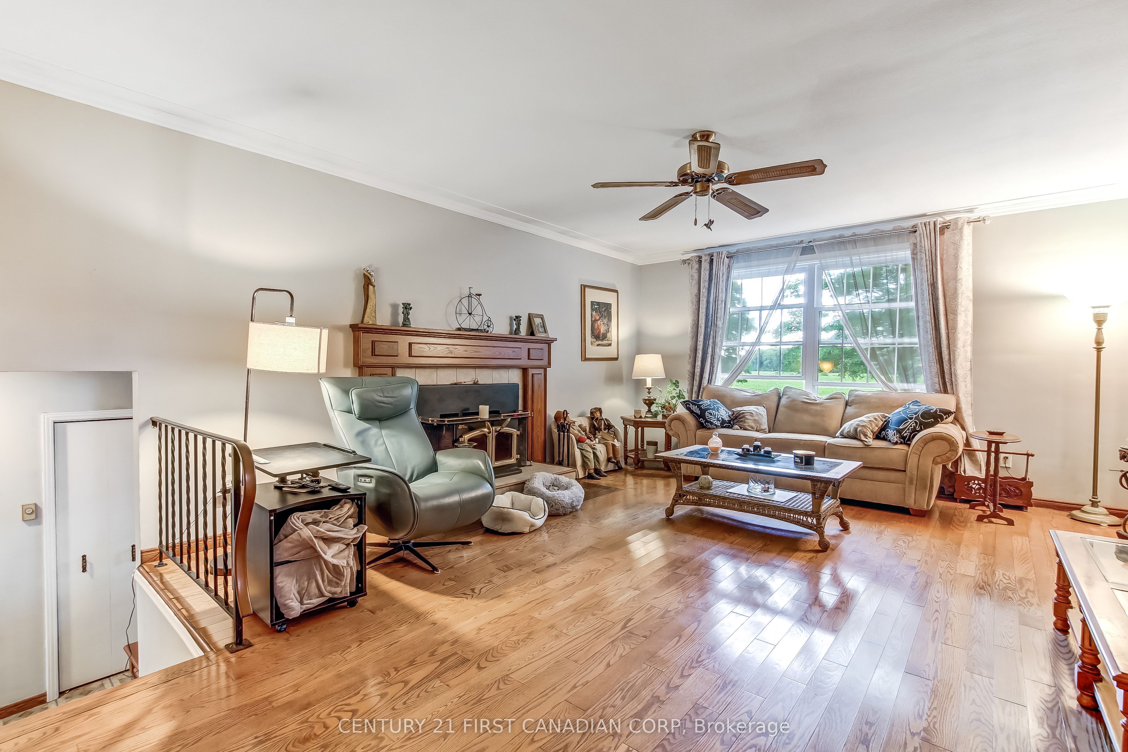 6892 Century Drive, Strathroy-Caradoc, ON N6B 3N1 photo 4