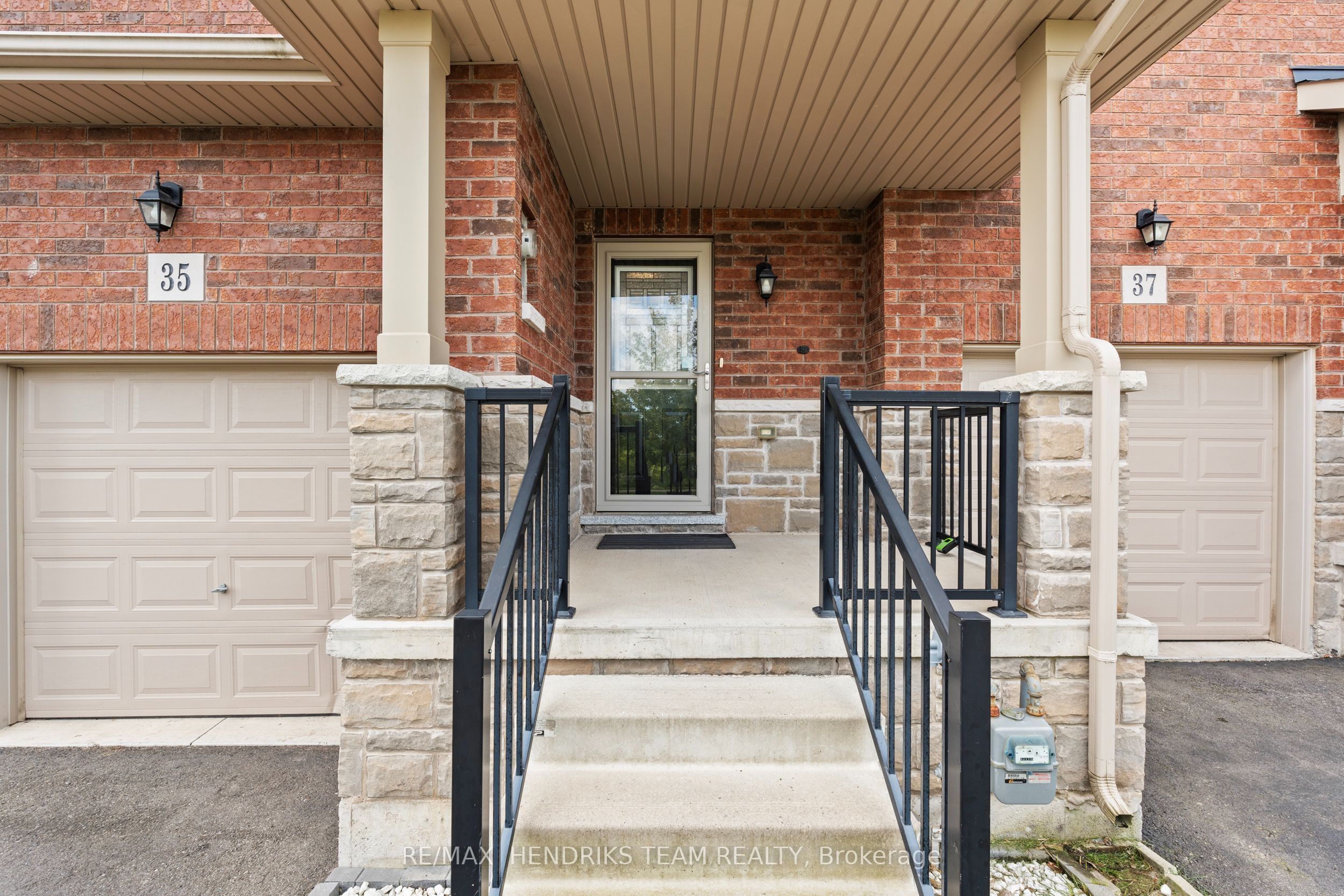 35 Sunset Way, Thorold, ON L0S 1A0 photo 3