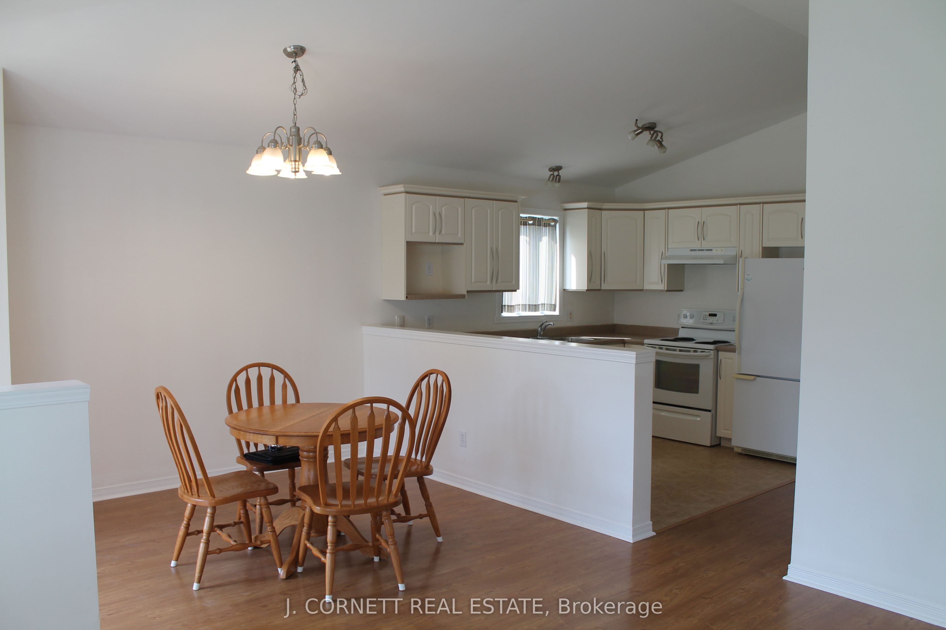133 Dunbar Avenue, Cornwall, ON K6H 7P4 photo 5