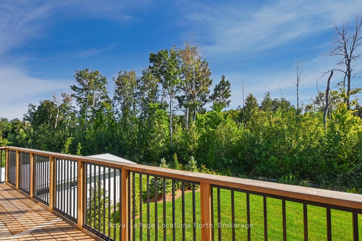 172 Springside Crescent, Blue Mountains, ON L9Y 5L3 photo 5