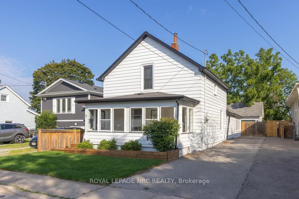 7 Capner Street, St. Catharines, ON L2P 2K2 photo 2