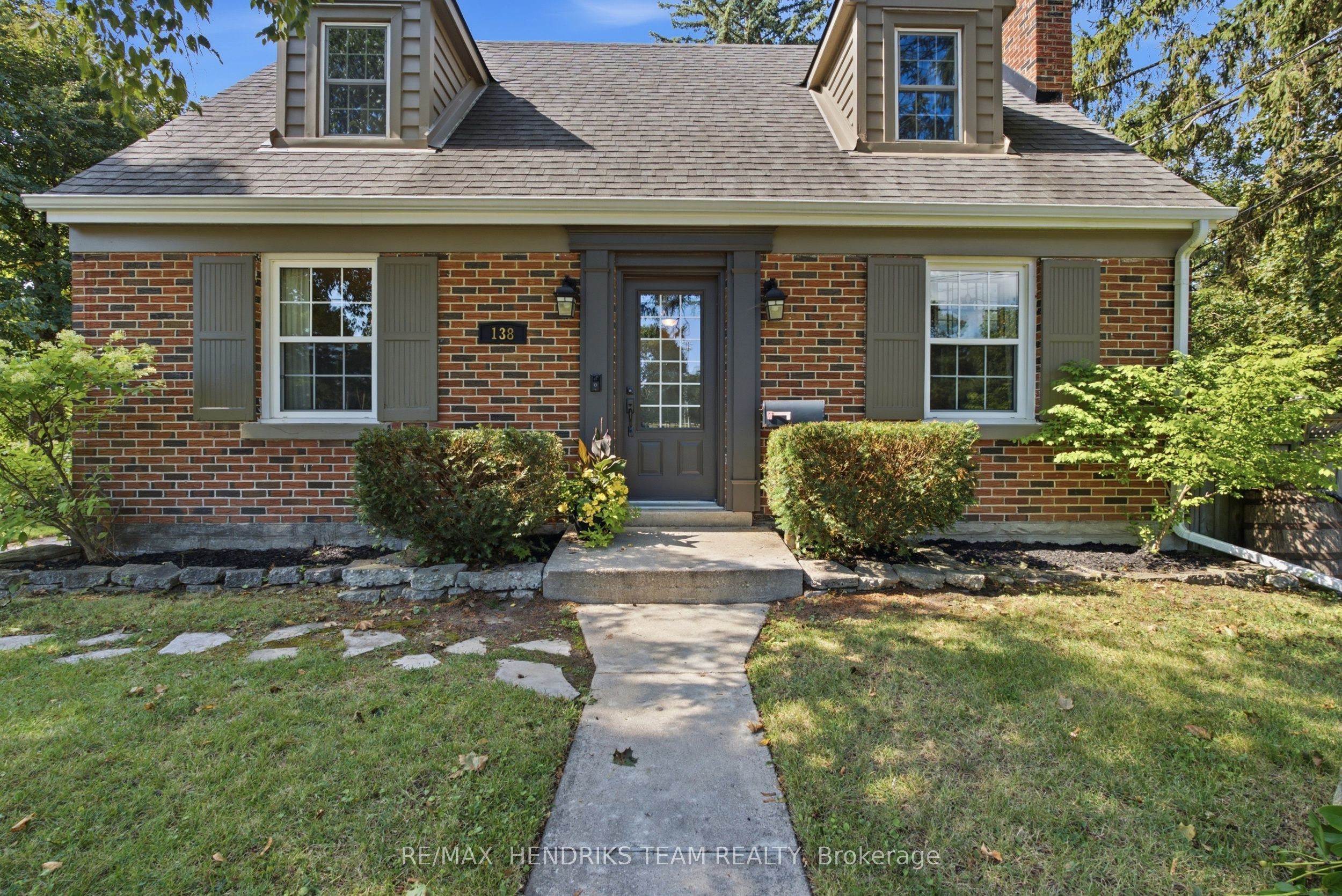 138 Kathleen Street, Guelph, ON N1H 4Y3 photo 2