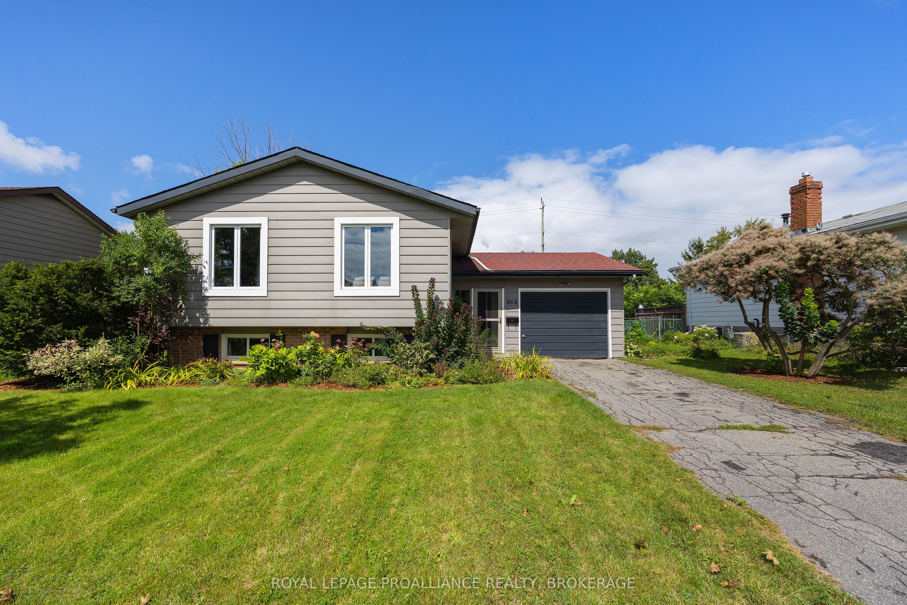 868 Allum Avenue, Kingston, ON K7M 7A1 photo 2