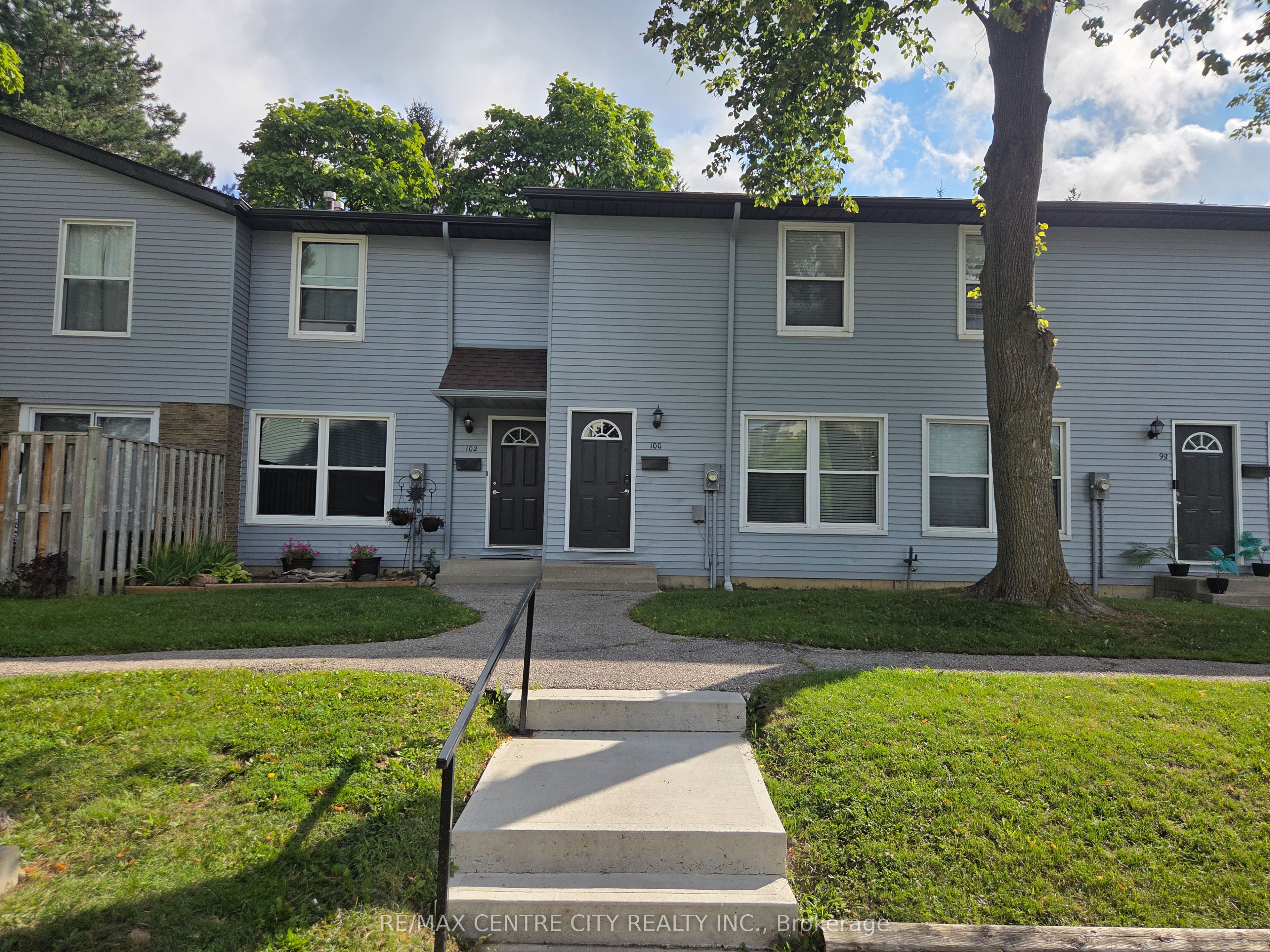 70 Fiddlers Green Road 100, London North, ON N6H 4R4
