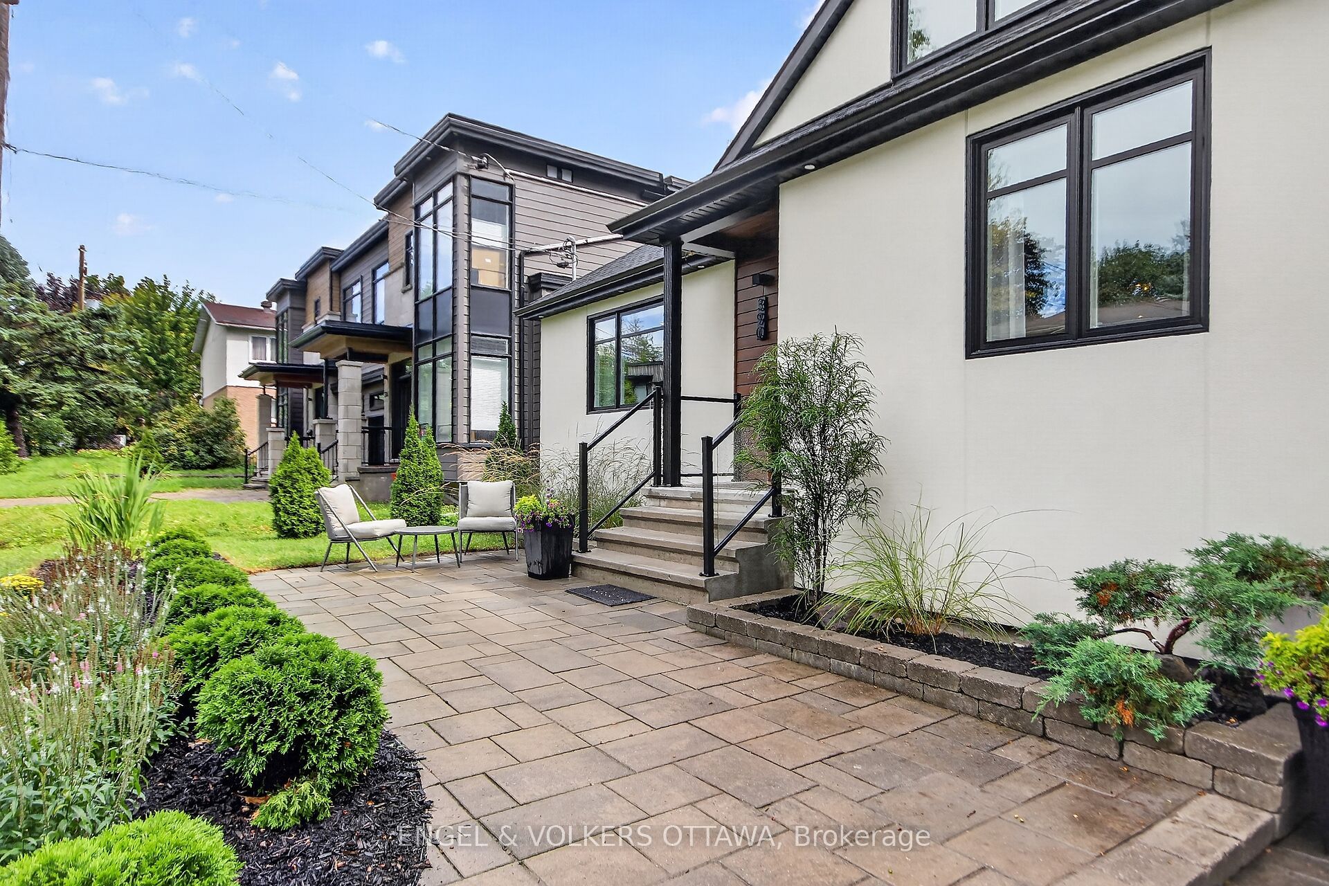 390 W Princeton Avenue, Carlingwood - Westboro and Area, ON K2A 0M7 photo 3