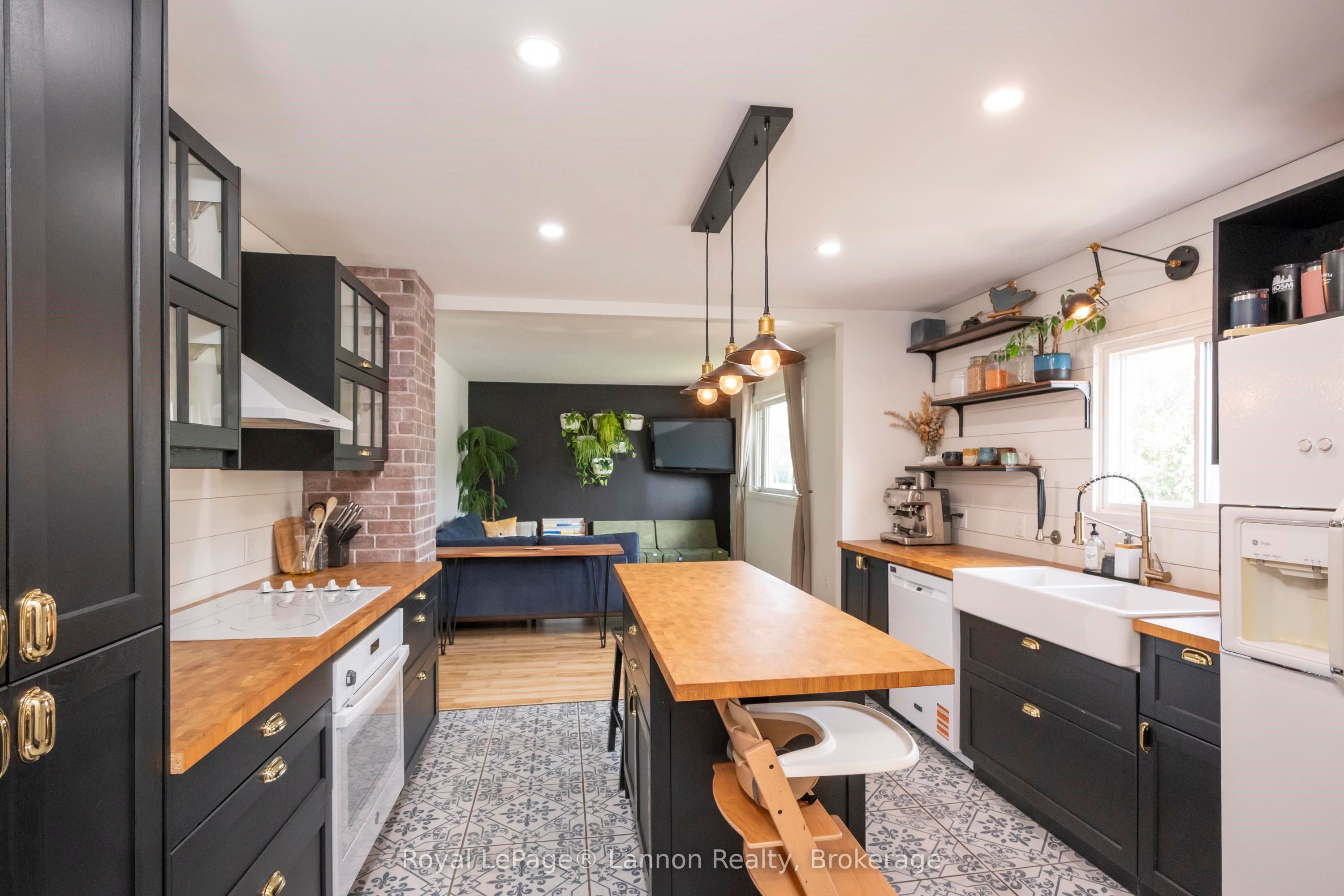262 THERESA Street, Thunder Bay, ON P7A 5P9 photo 5