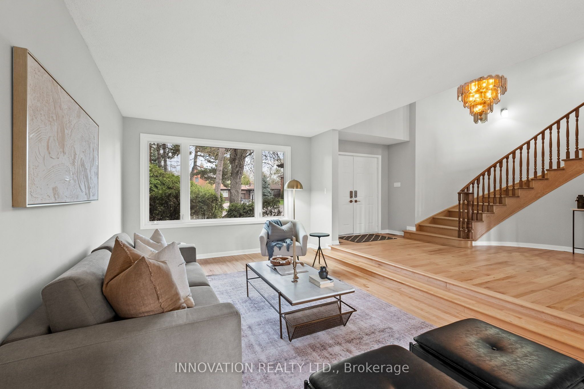 206 Cypress Court, Crystal Bay - Rocky Point - Bayshore, ON K2H 8Z8 photo 4