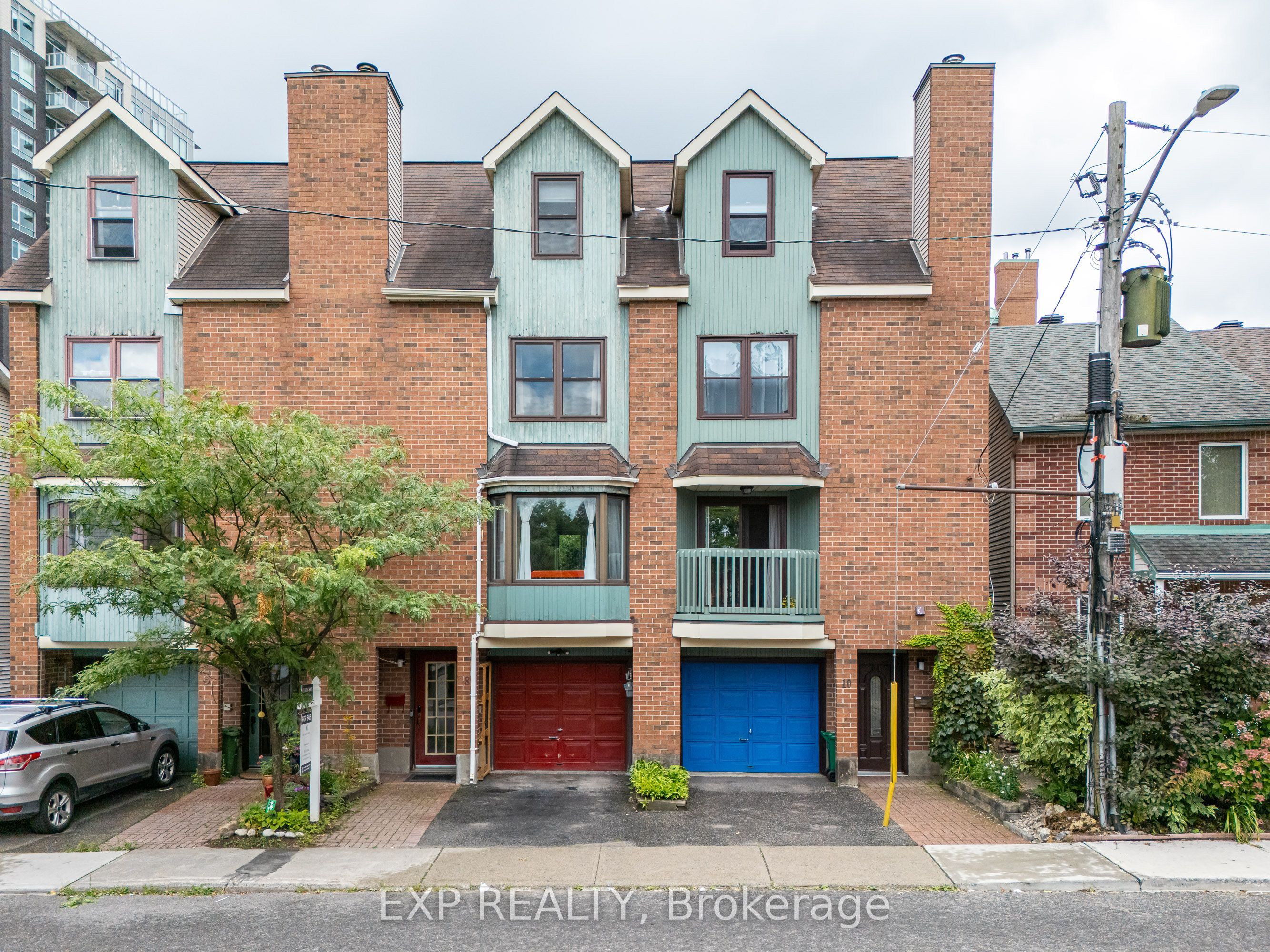 8 Maclean Street, Dows Lake - Civic Hospital and Area, ON K1S 3E9