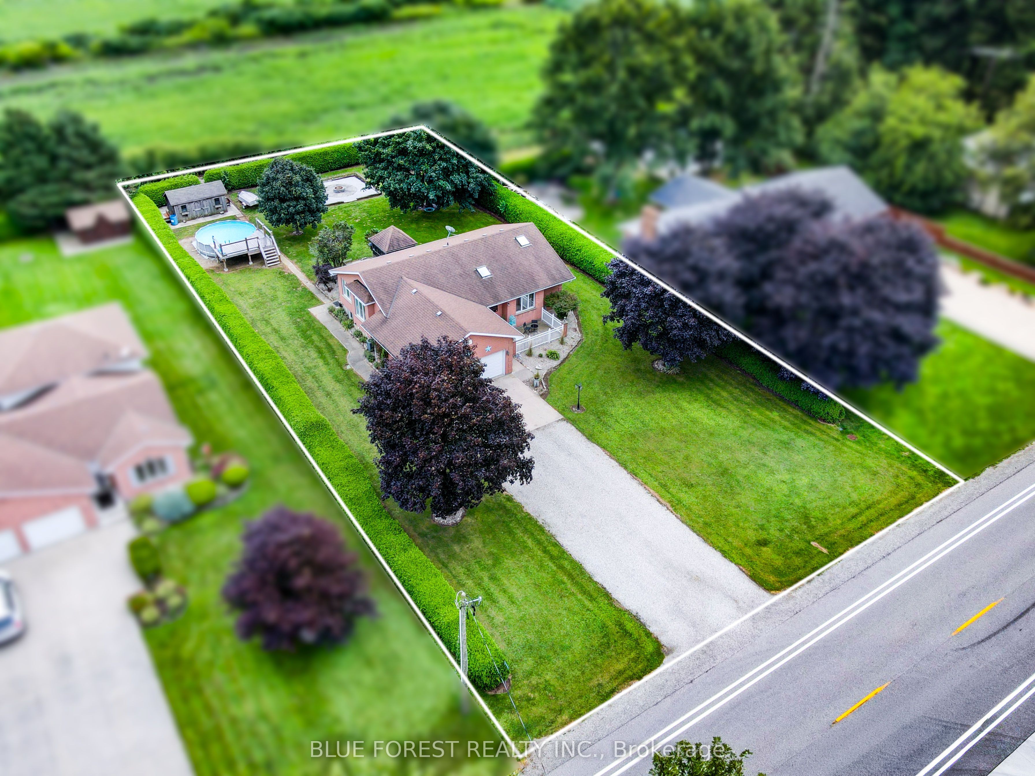 23081 PIONEER Line, West Elgin, ON N0L 2C0 photo 3