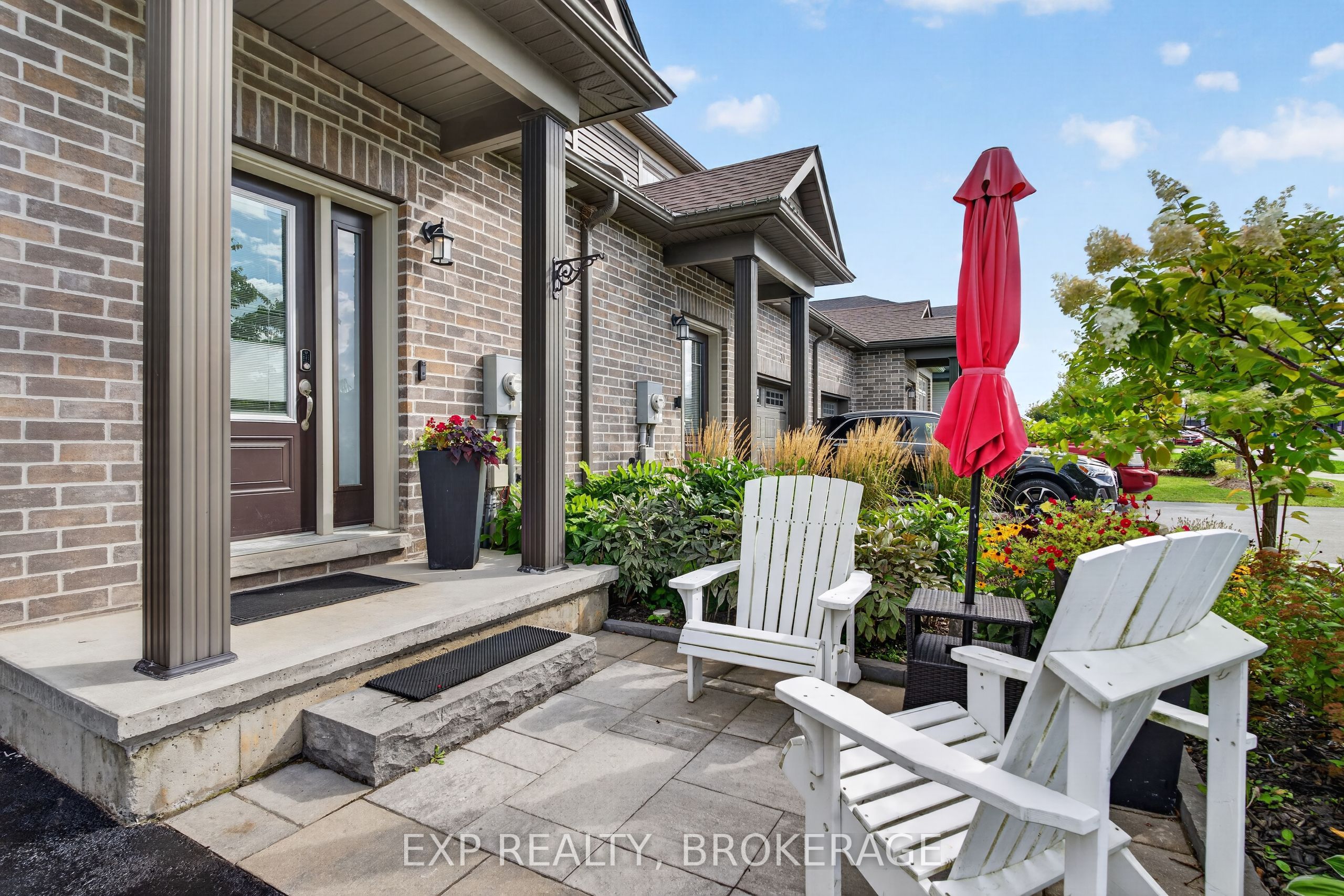 32 CURTIS Street, Prince Edward County, ON K0K 2T0 photo 3