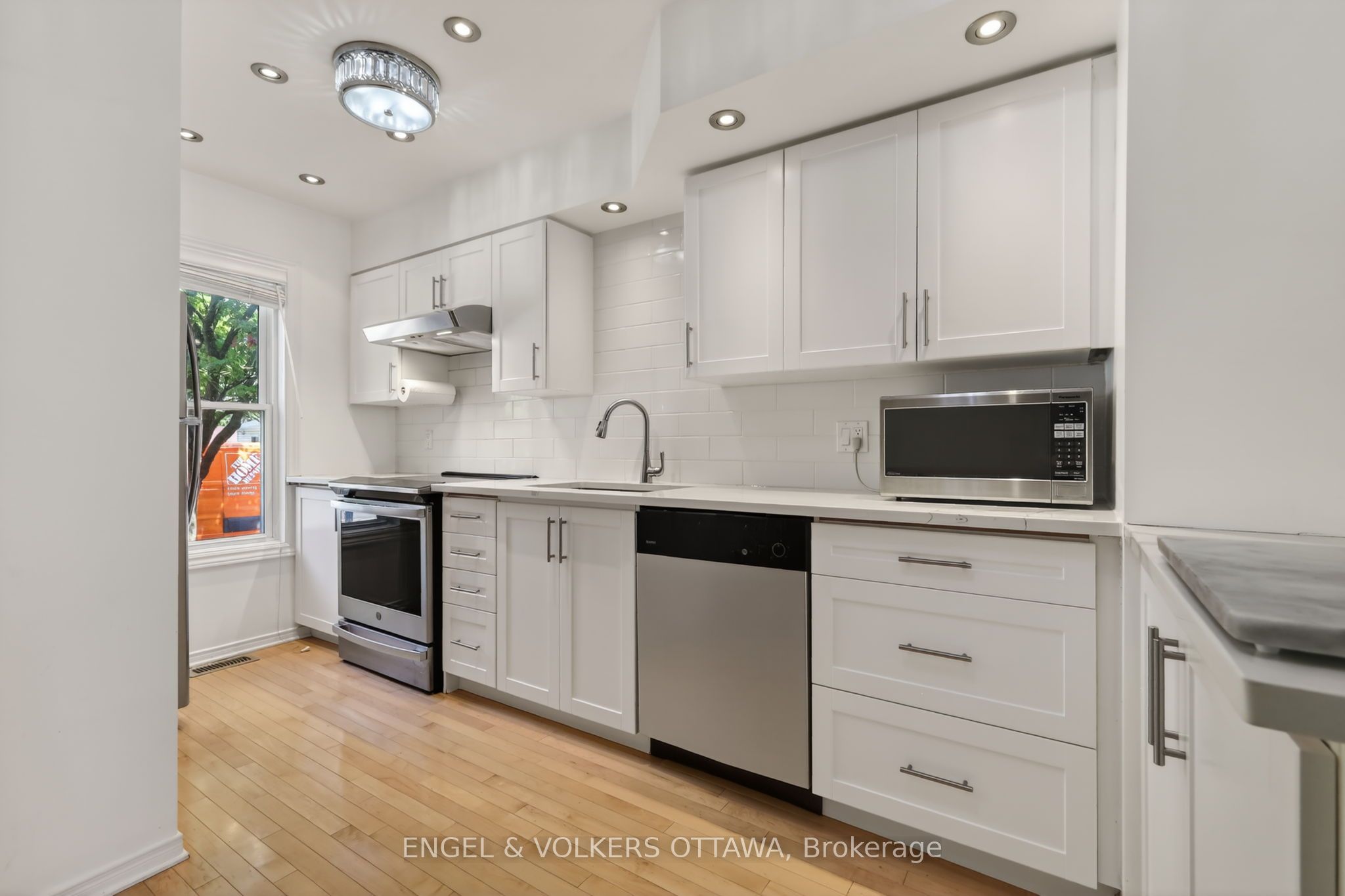90B Templeton Street, Lower Town - Sandy Hill, ON K1N 6X3 photo 4