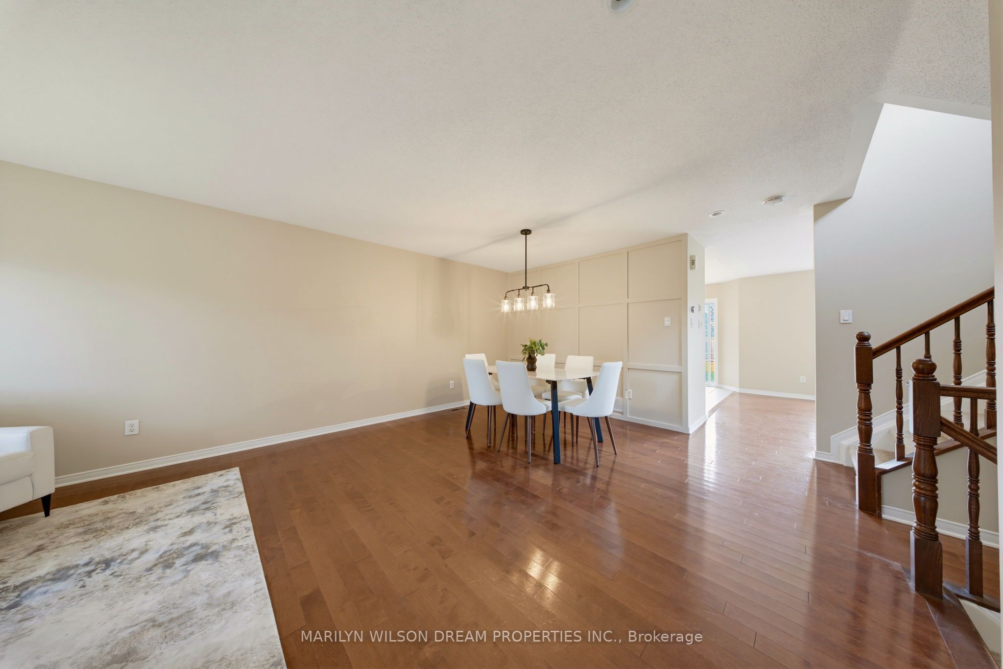 32 Valencia Street, Barrhaven, ON K2G 6T1 photo 3