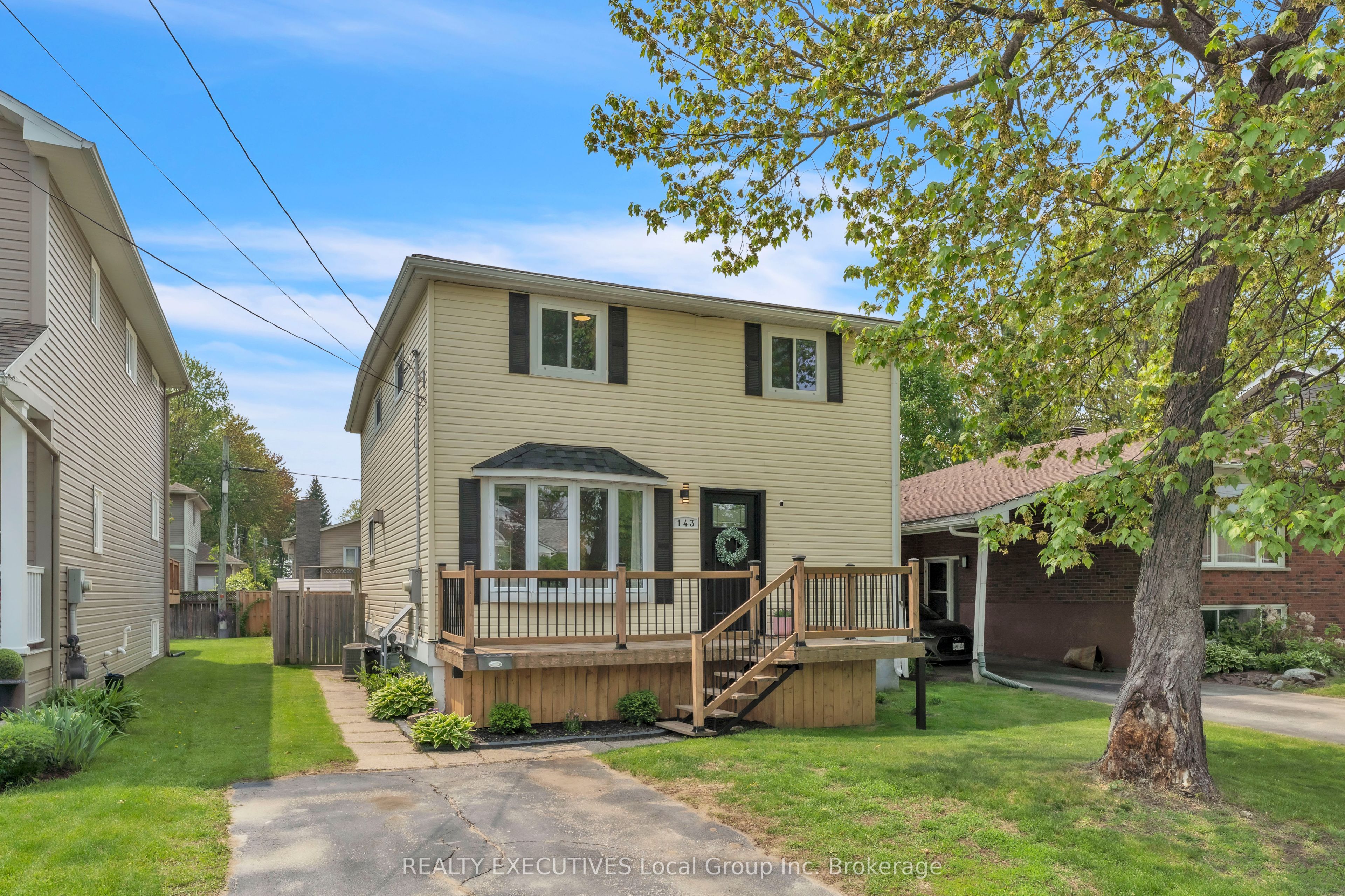 143 Whitney Avenue, North Bay, ON P1A 1Y7