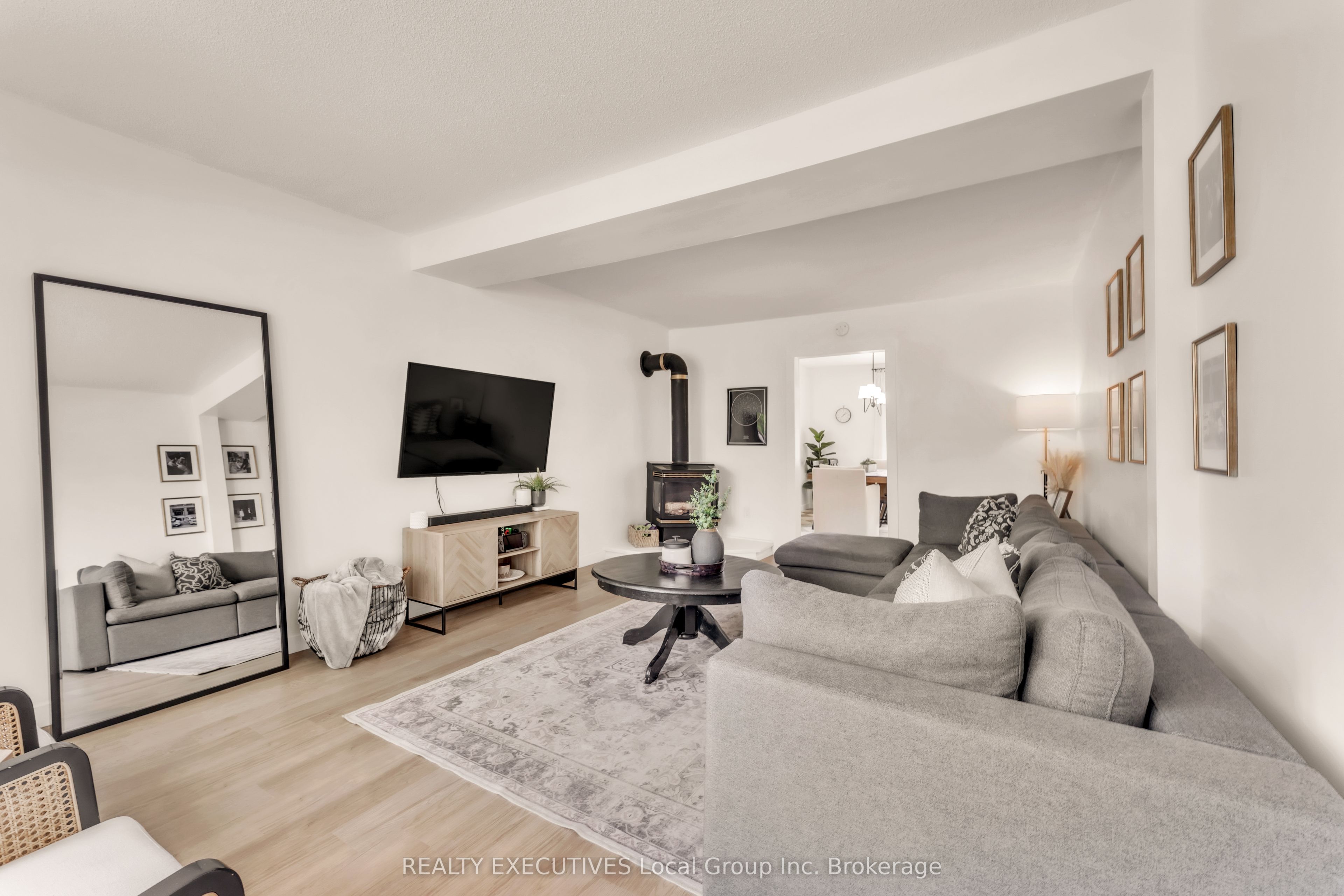 143 Whitney Avenue, North Bay, ON P1A 1Y7 photo 3