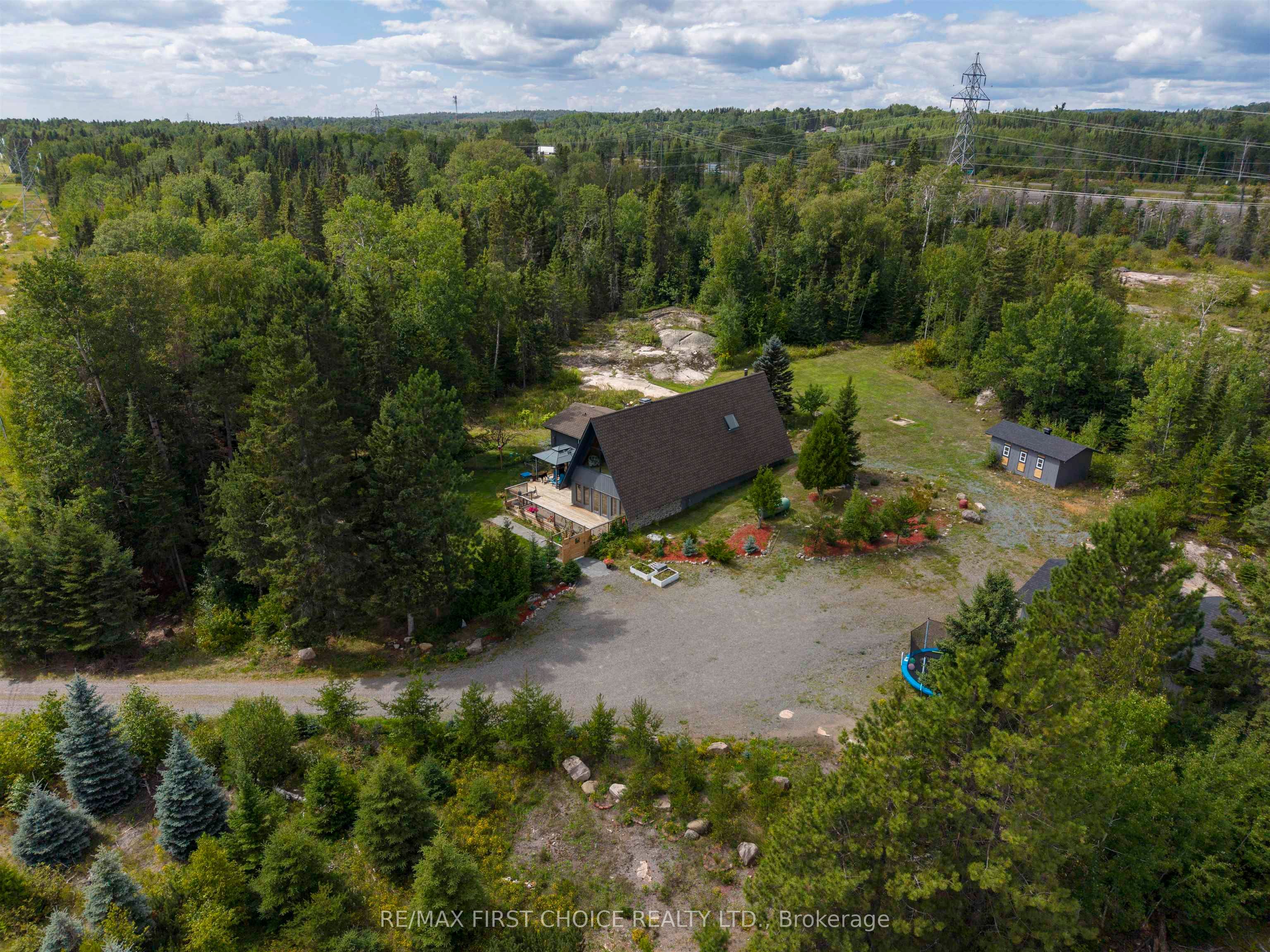1950 Lakeshore Drive, Shuniah, ON P7A 0L3 photo 3