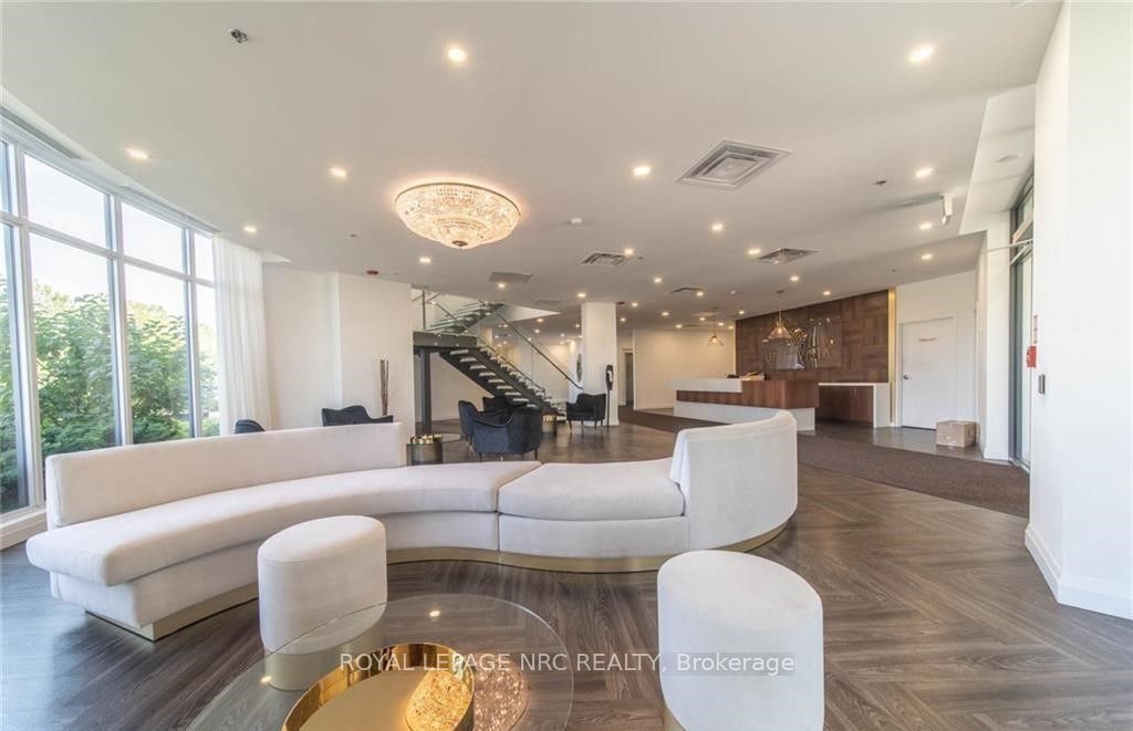 7711 Green Vista Gate 522, Niagara Falls, ON L2H 1R1 photo 2