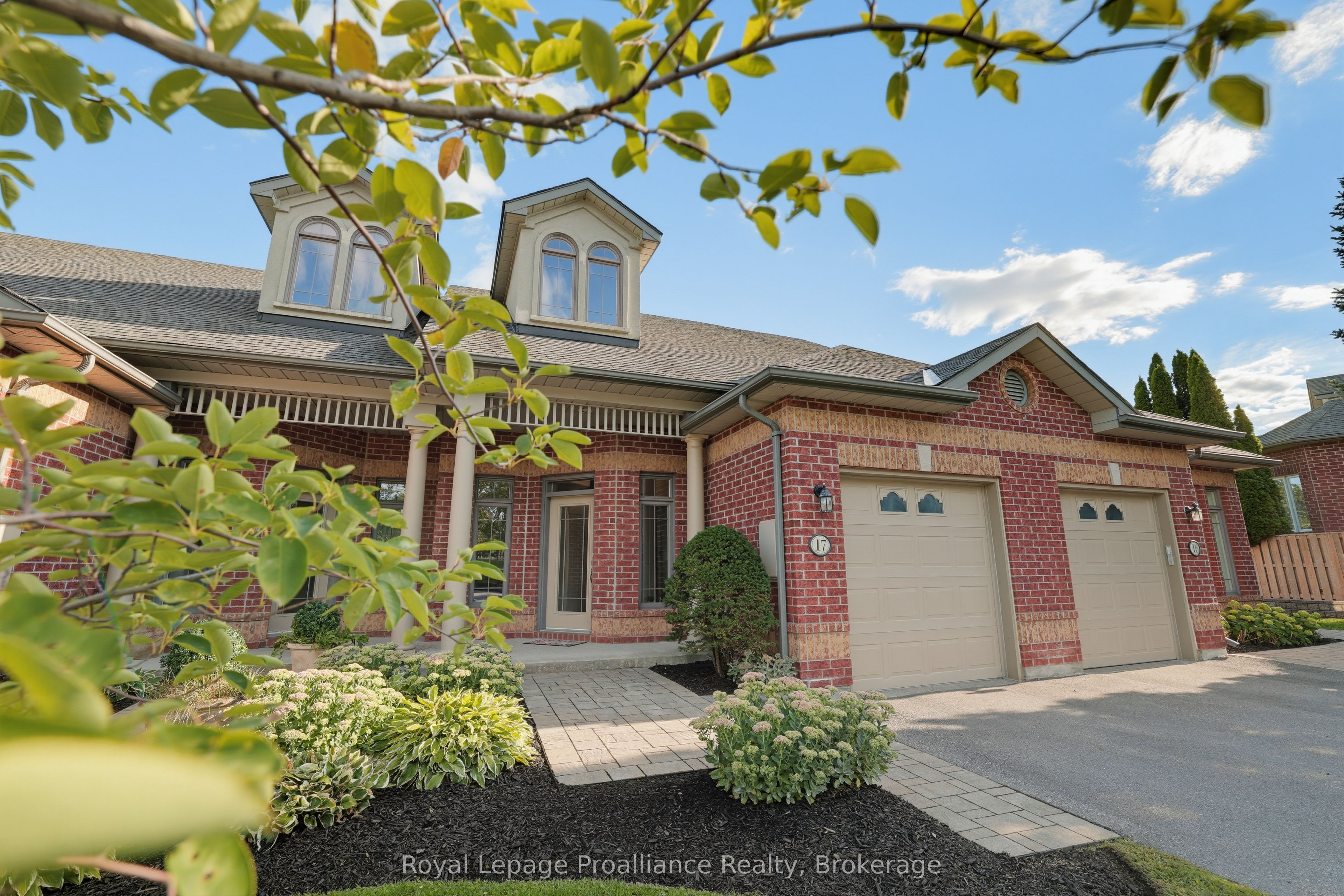 355 Dundas Street W 17, Belleville, ON K8P 1B3 photo 2