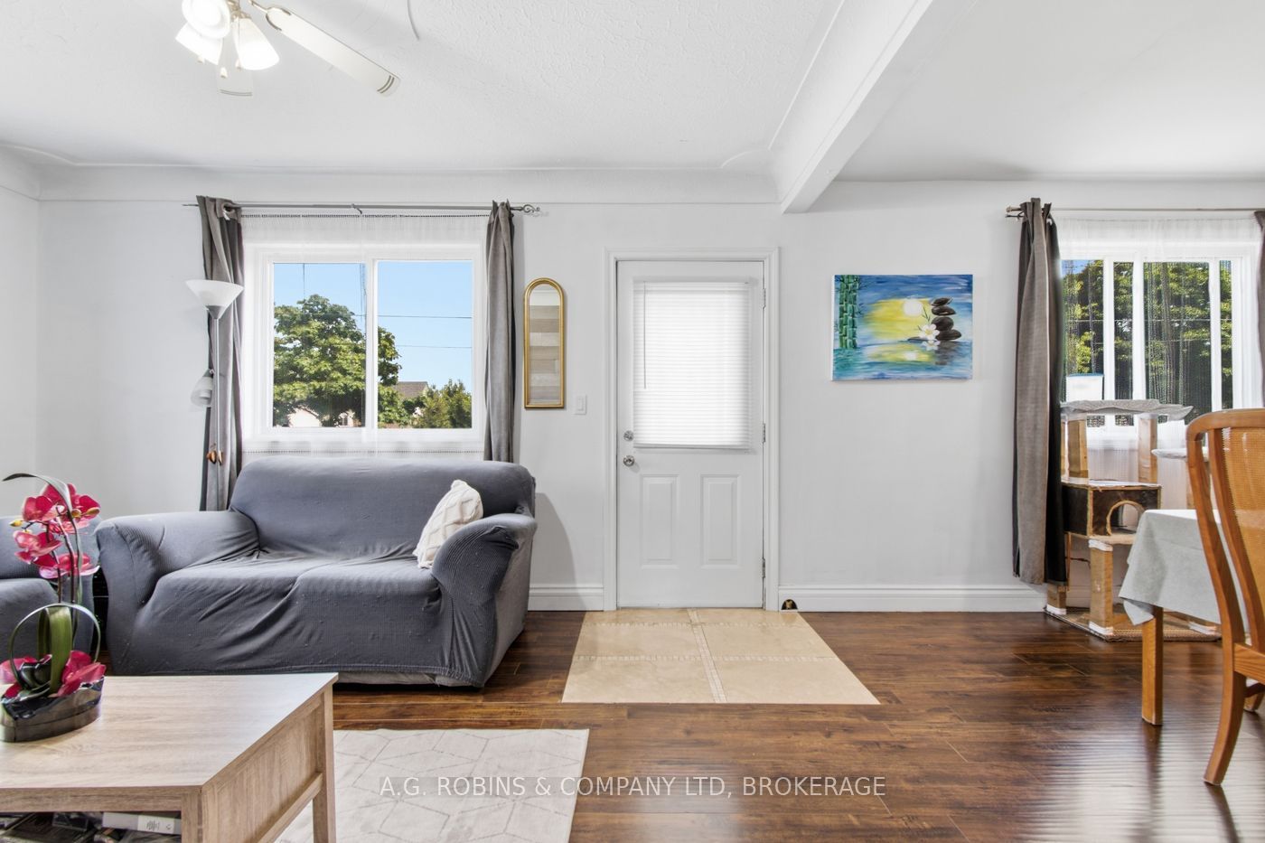 54 Clifford Avenue, Welland, ON L3C 2G1 photo 4
