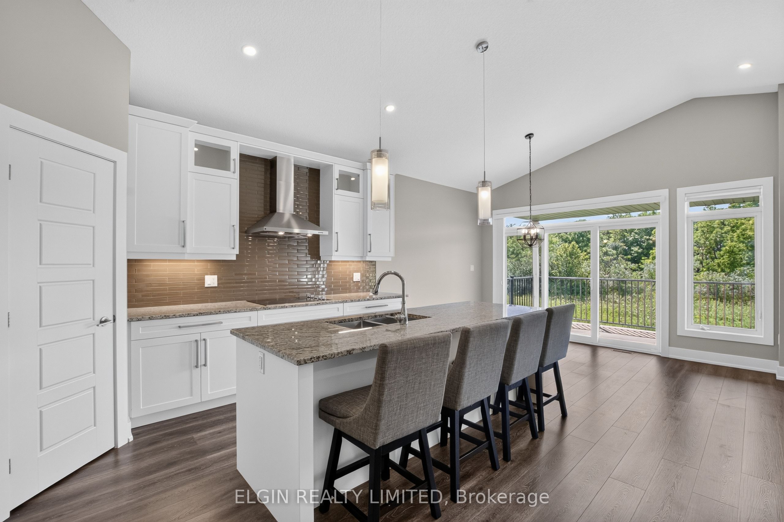 10 Mcpherson Court N 18, Central Elgin, ON N5P 0E6 photo 4