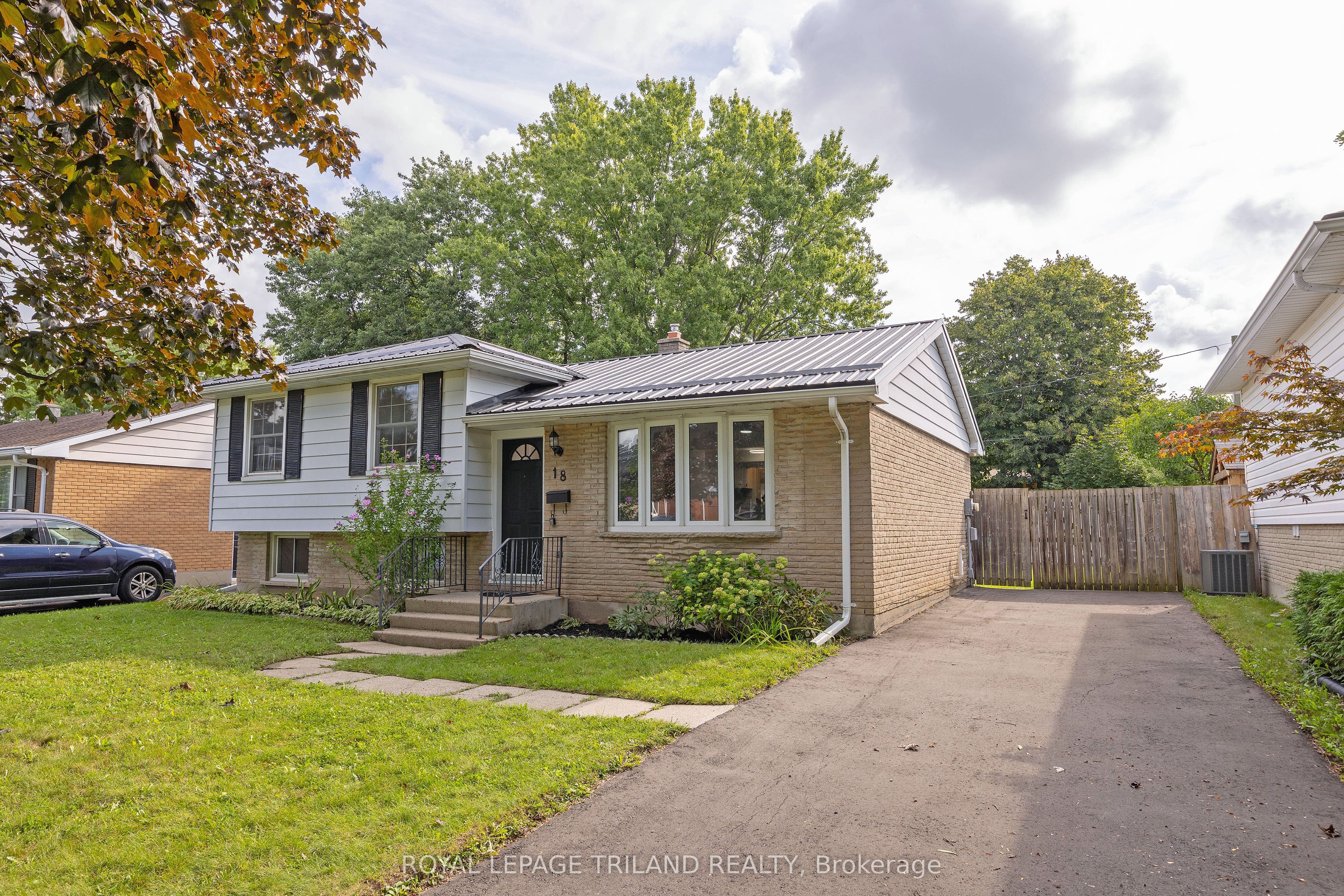 18 Laurier Road, St. Thomas, ON N5P 3N7 photo 2