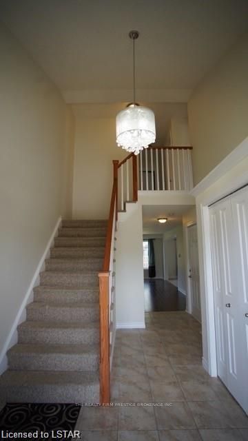 926 GRENFELL Drive, London North, ON N5X 4R8 photo 2