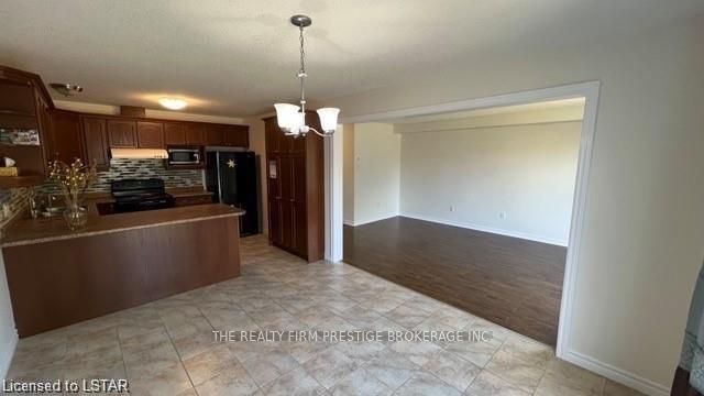 926 GRENFELL Drive, London North, ON N5X 4R8 photo 5